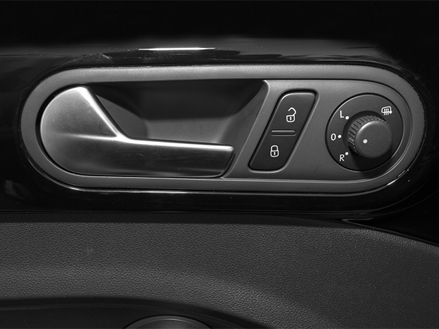 2013 Volkswagen Beetle Convertible 2.0 TSi