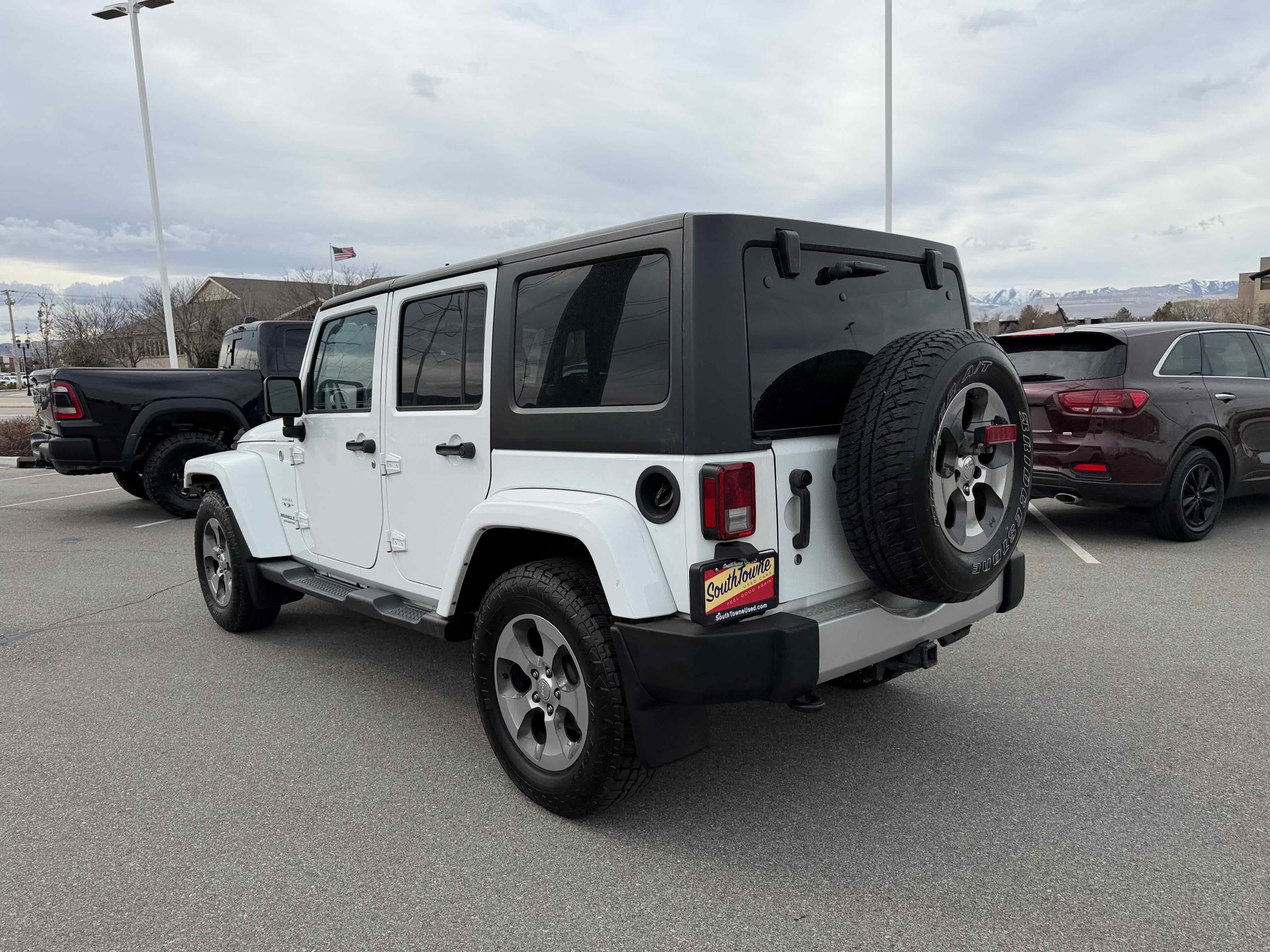 2017 Jeep Wrangler Unlimited Sahara