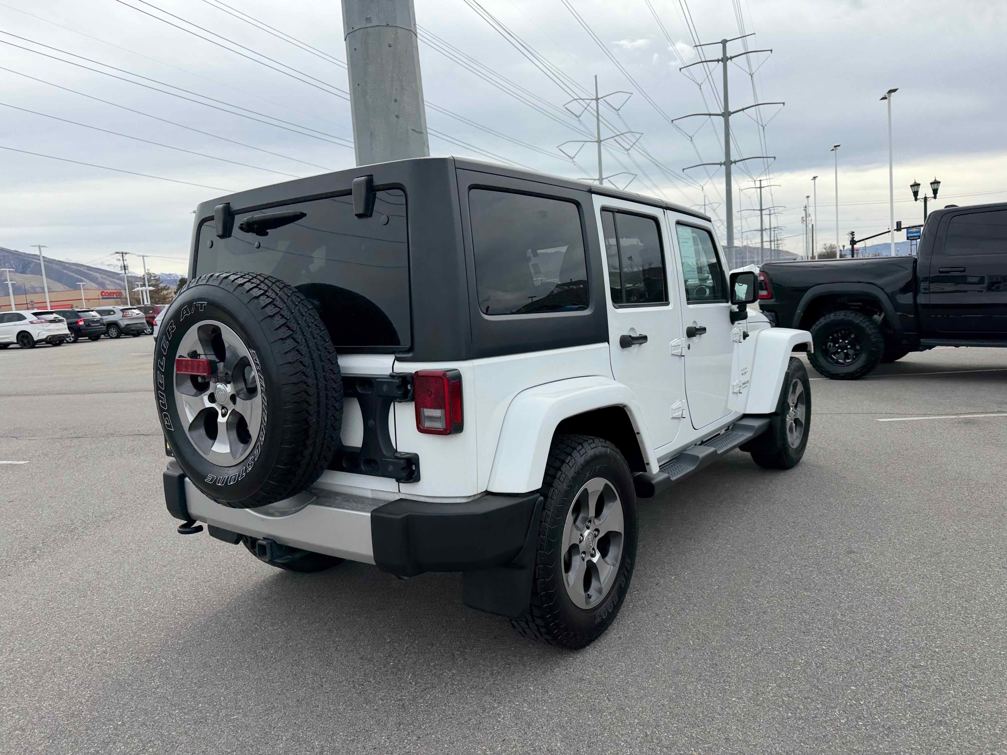 2017 Jeep Wrangler Unlimited Sahara