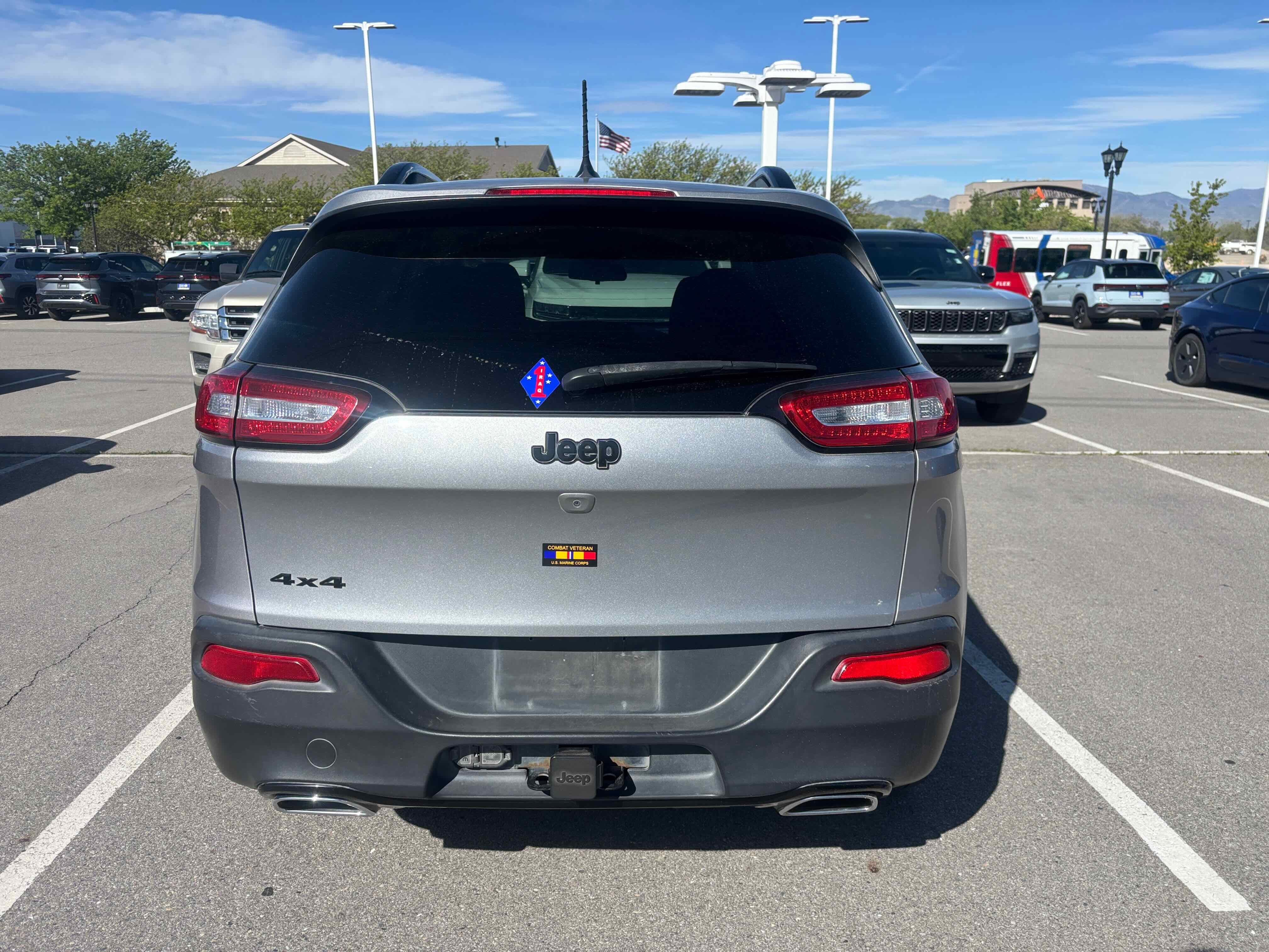 2016 Jeep Cherokee Altitude