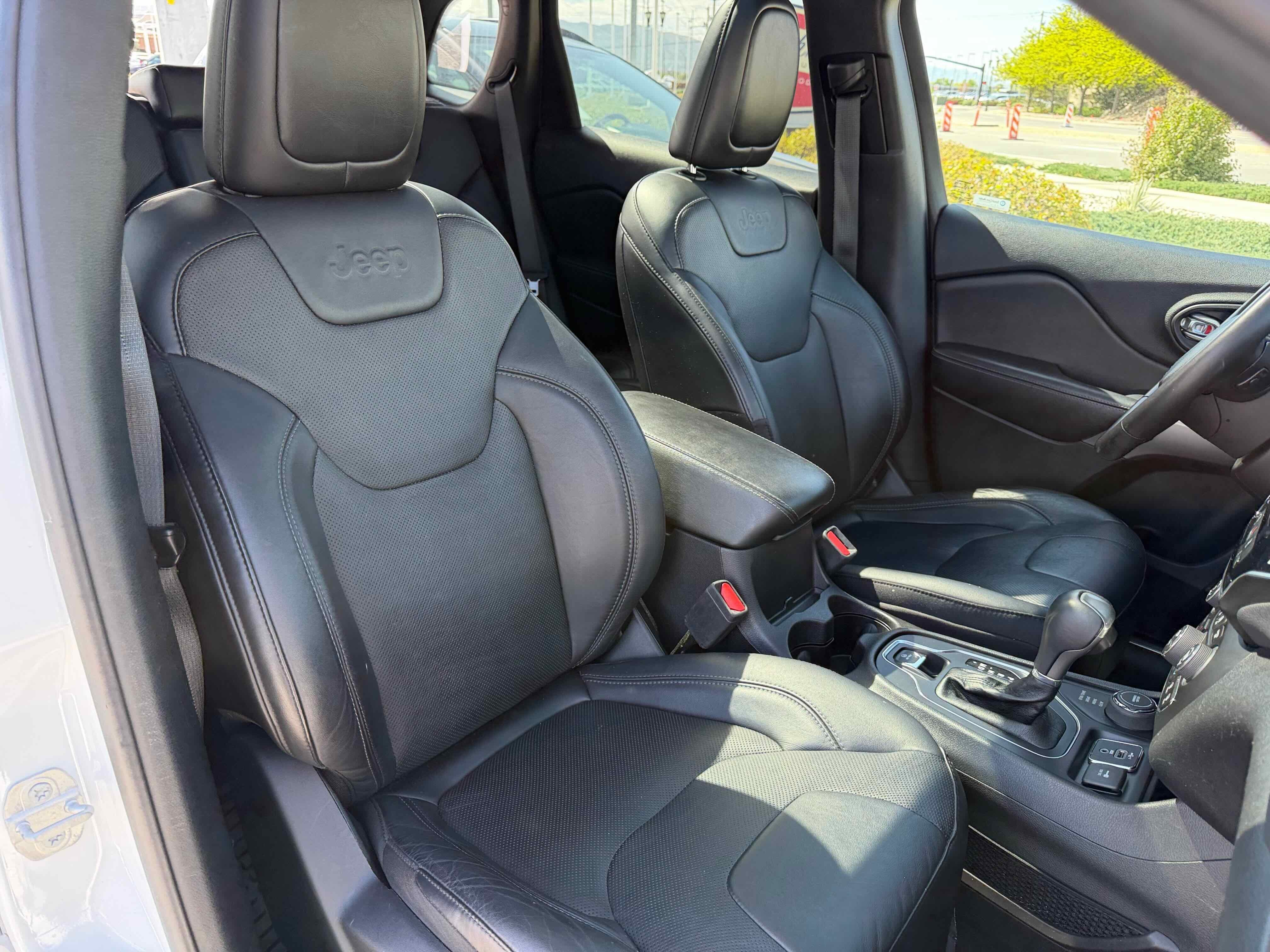2020 Jeep Cherokee High Altitude