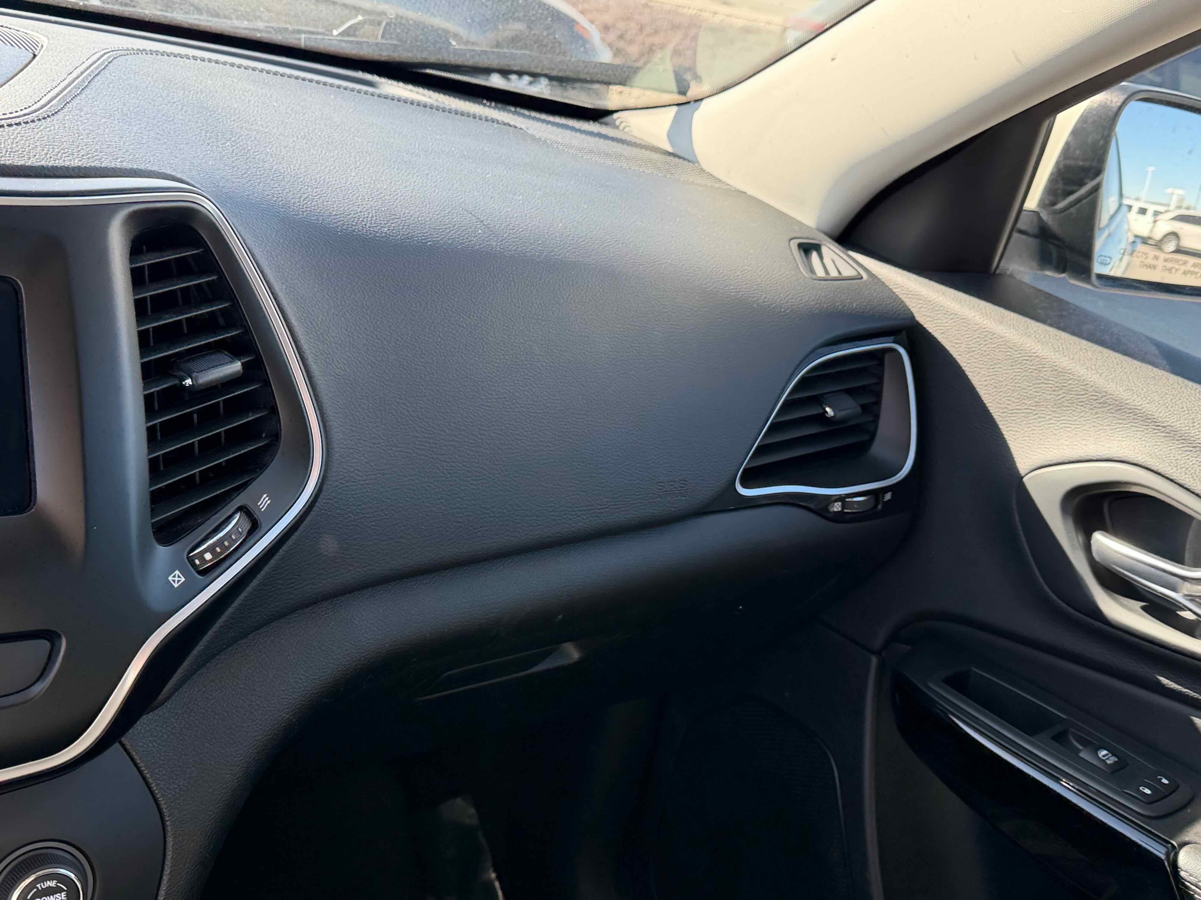 2019 Jeep Cherokee Altitude