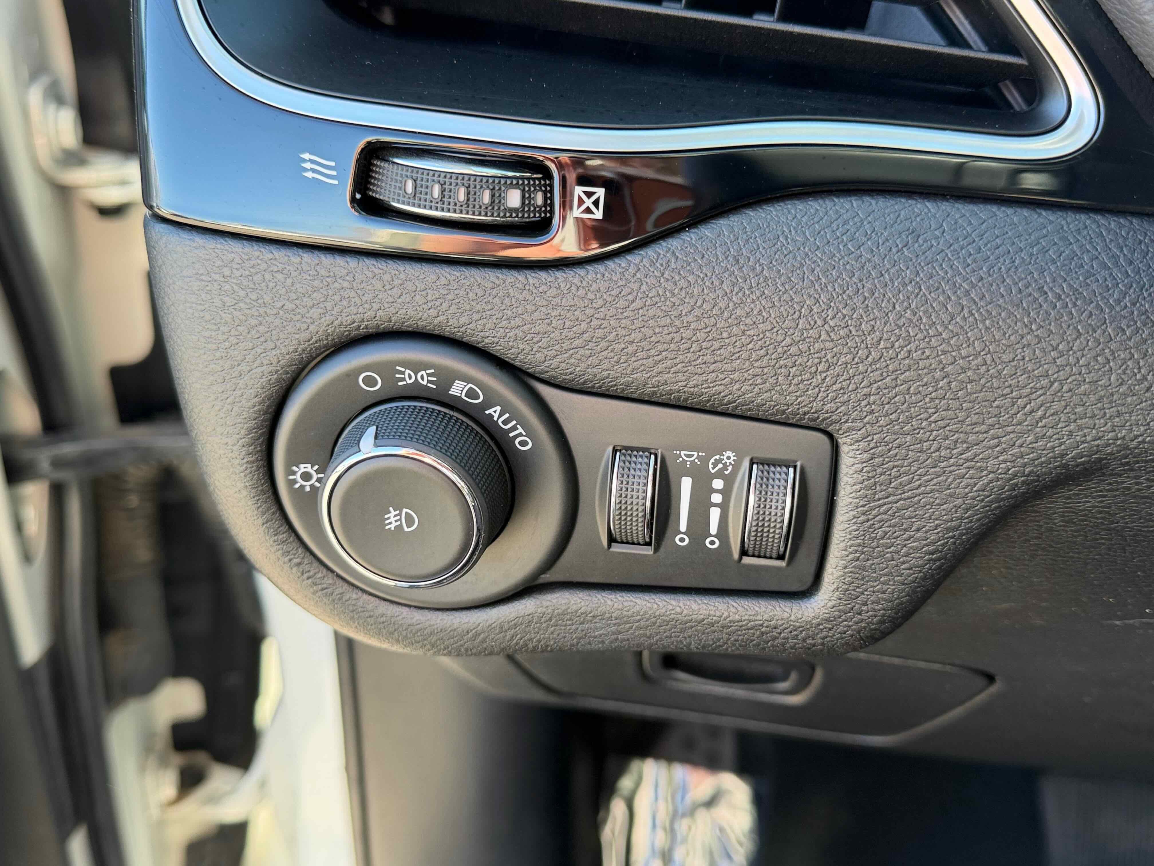 2019 Jeep Cherokee Altitude