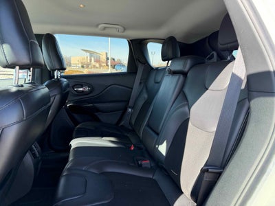 2019 Jeep Cherokee Altitude