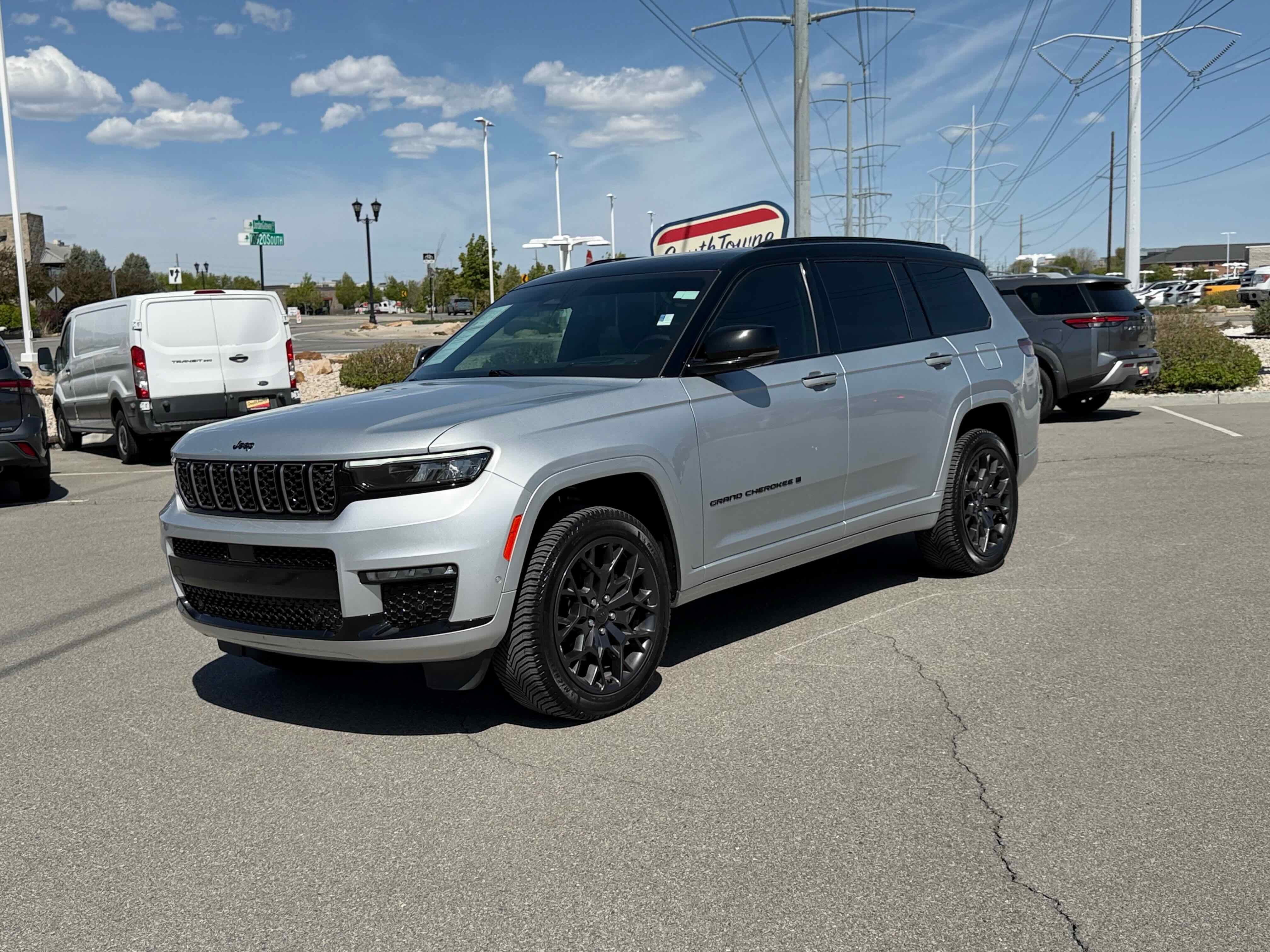 2023 Jeep Grand Cherokee L Summit Reserve