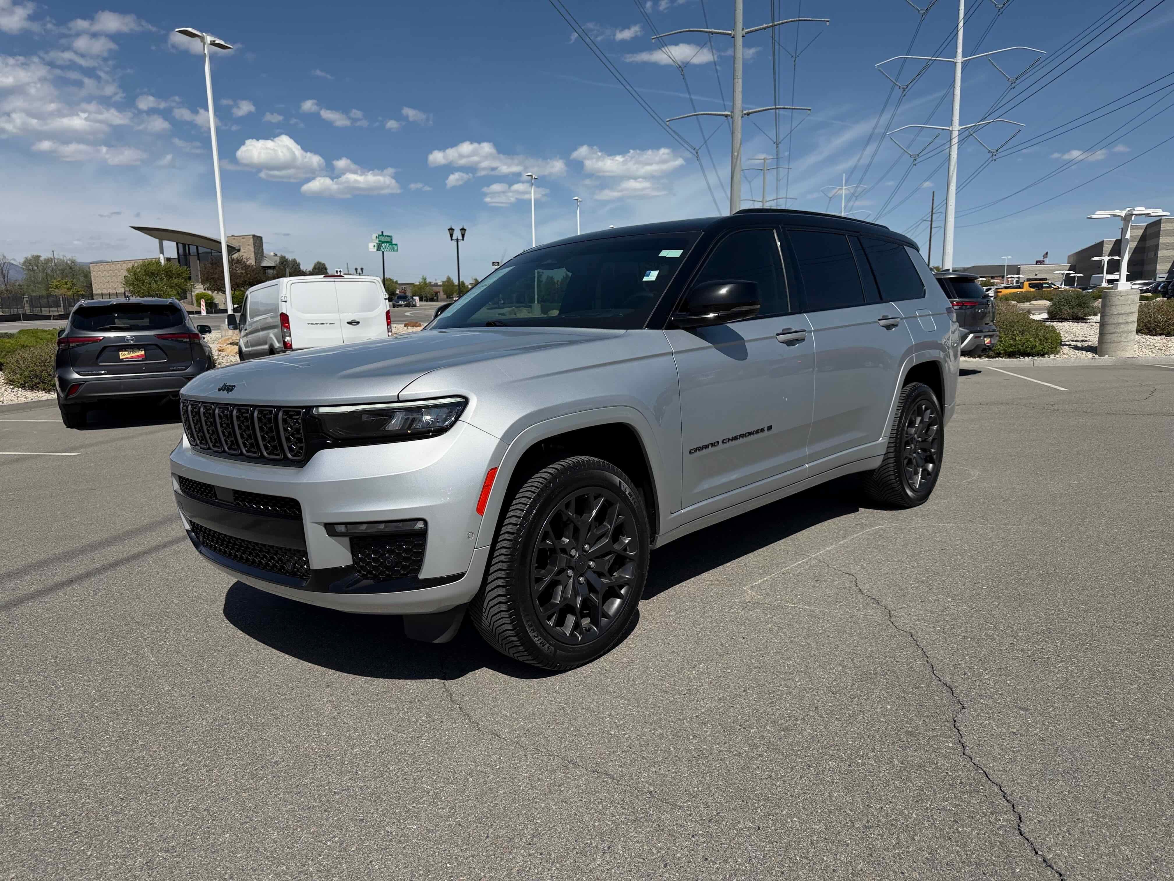2023 Jeep Grand Cherokee L Summit Reserve