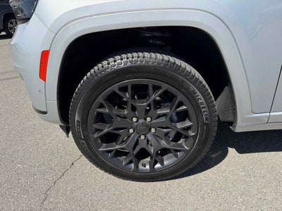 2023 Jeep Grand Cherokee L Summit Reserve