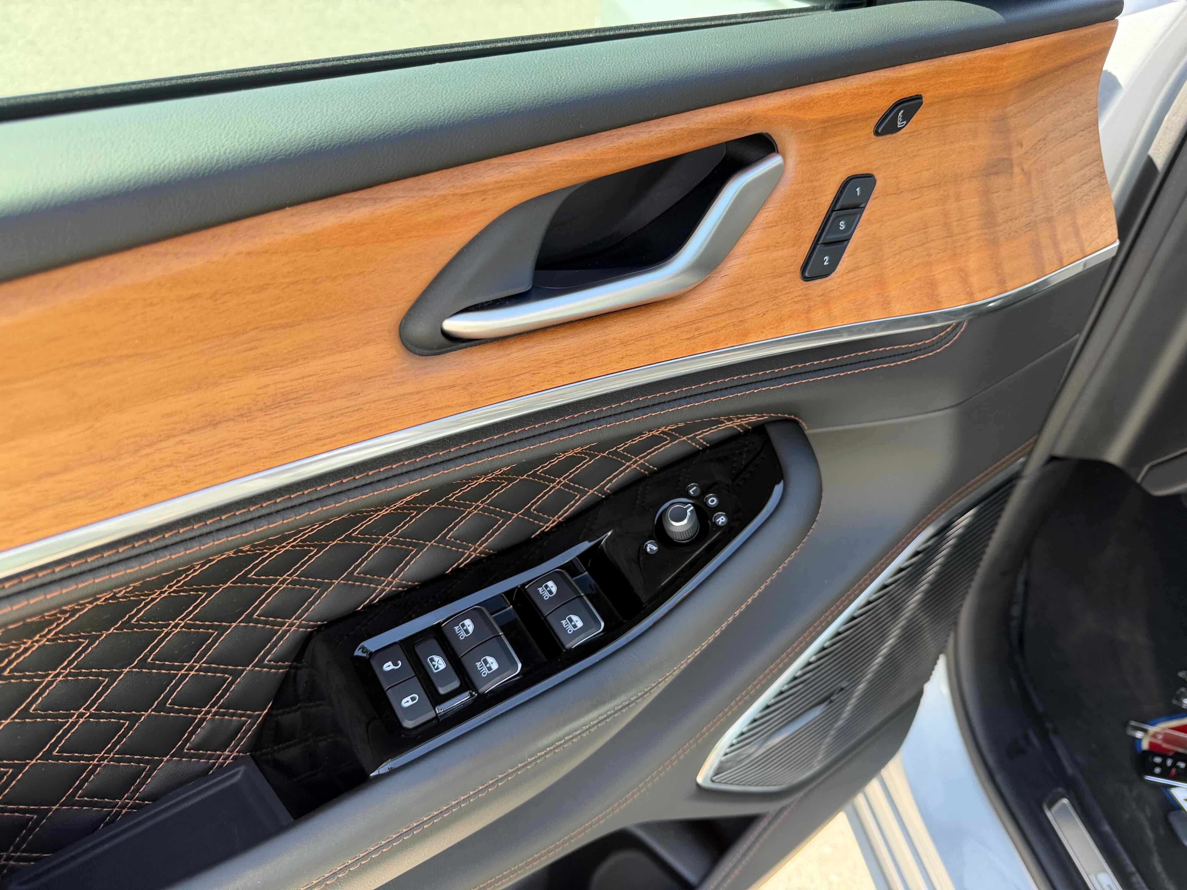 2023 Jeep Grand Cherokee L Summit Reserve