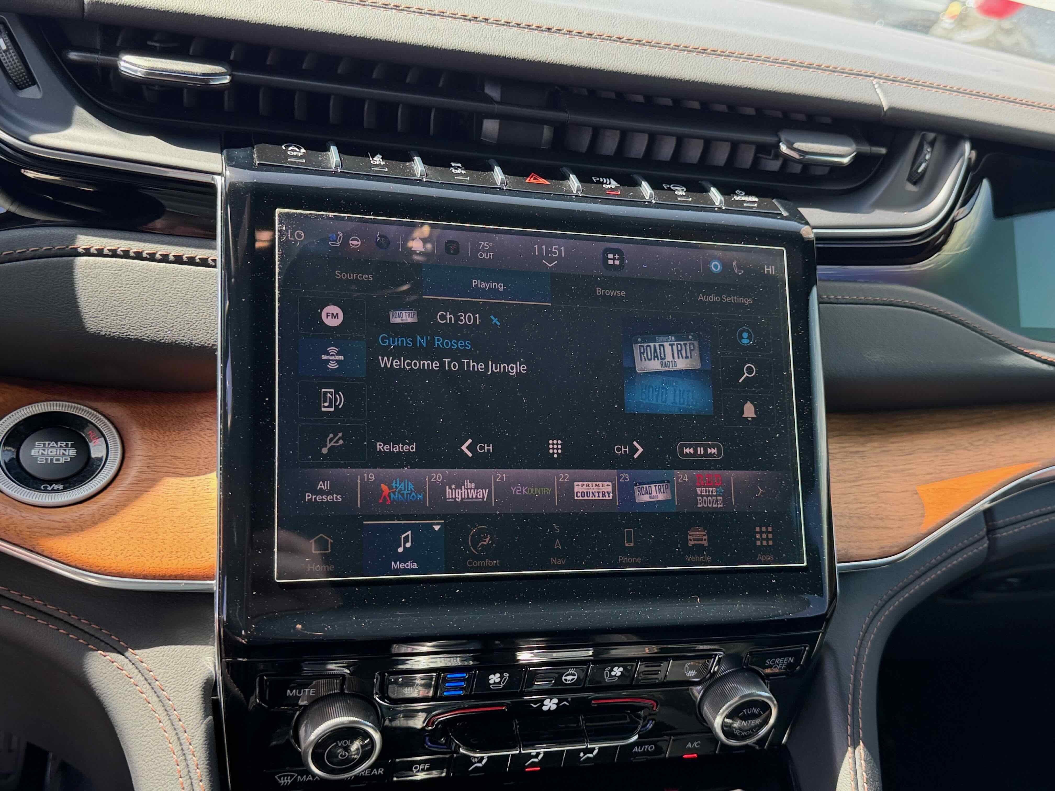 2023 Jeep Grand Cherokee L Summit Reserve