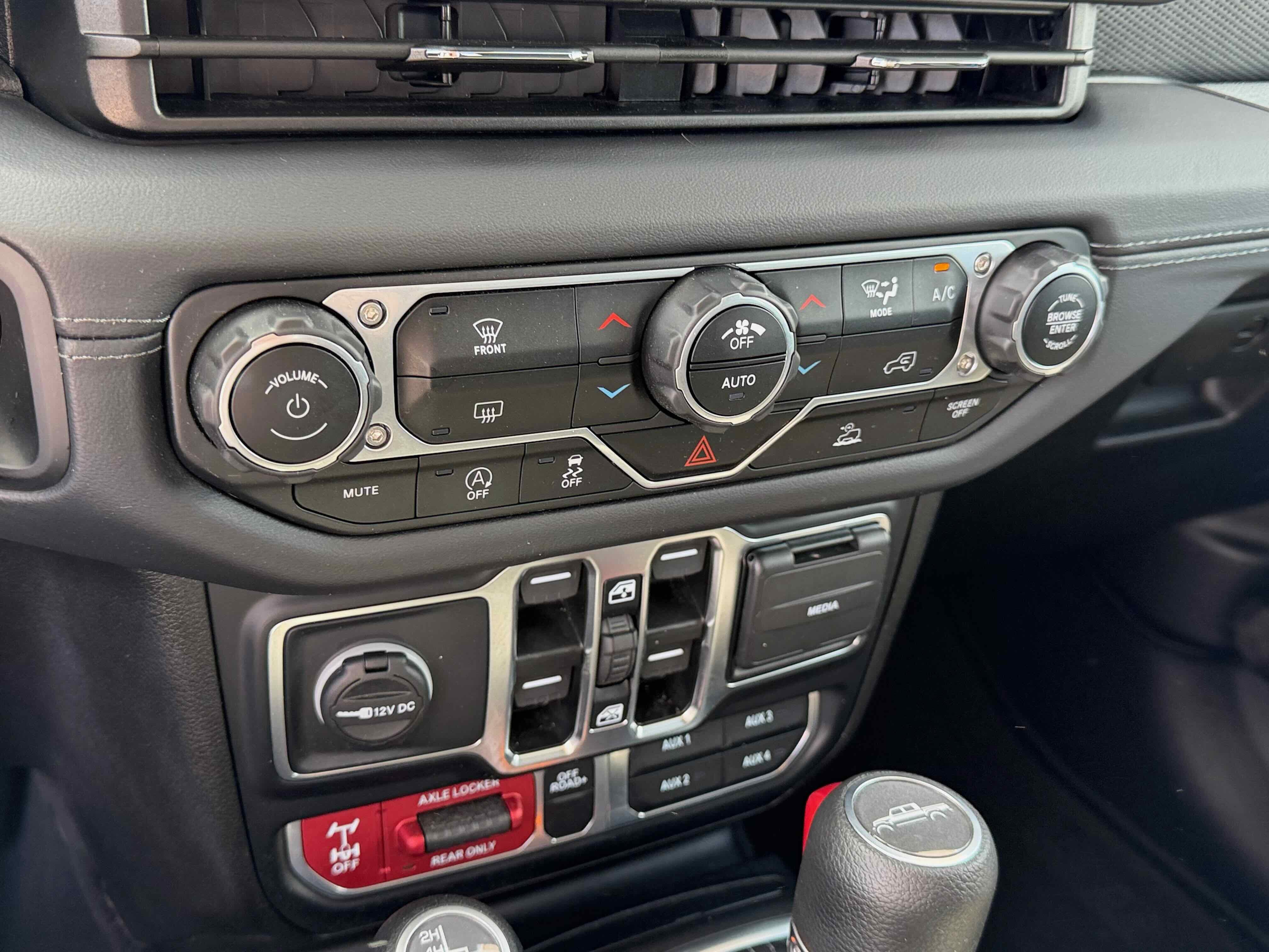 2025 Jeep Gladiator Mojave