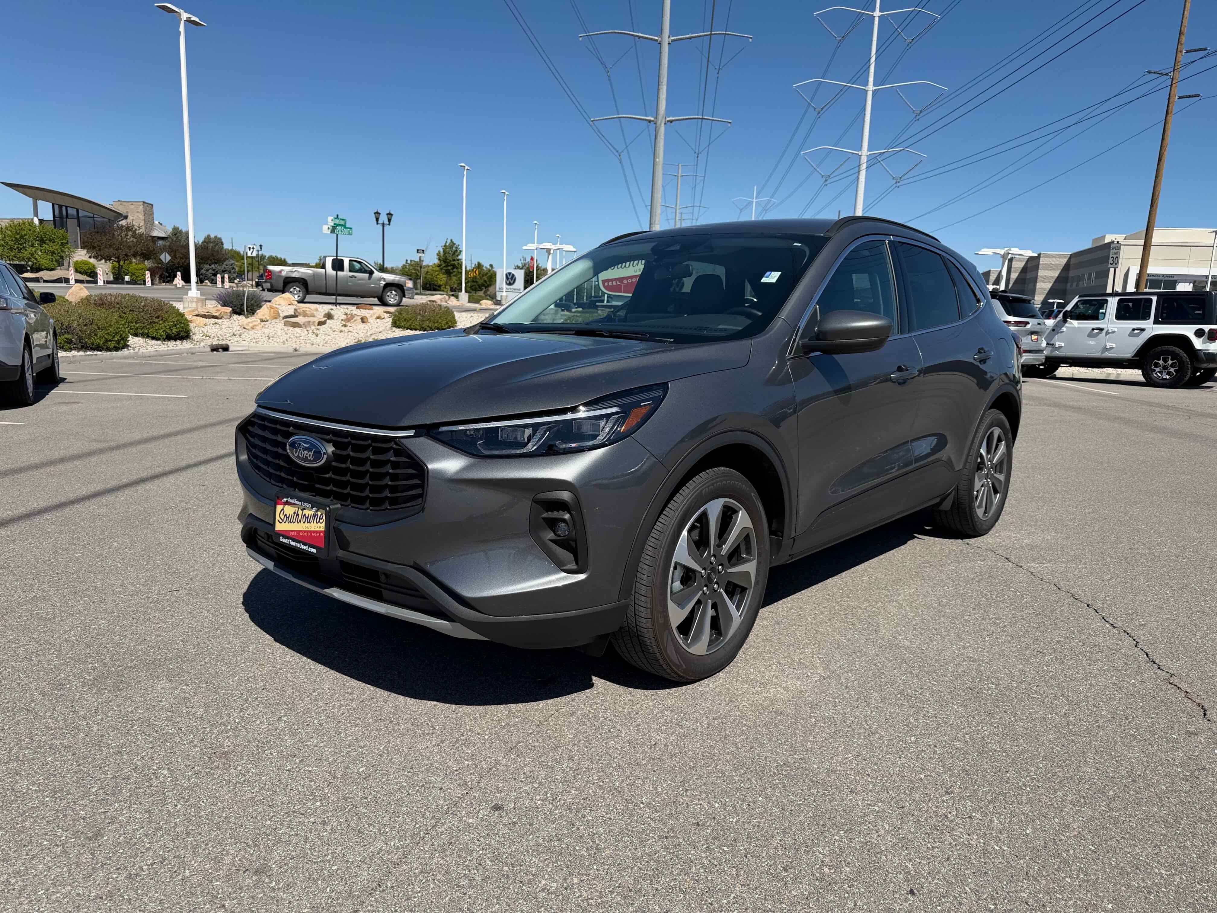 2025 Ford Escape Platinum