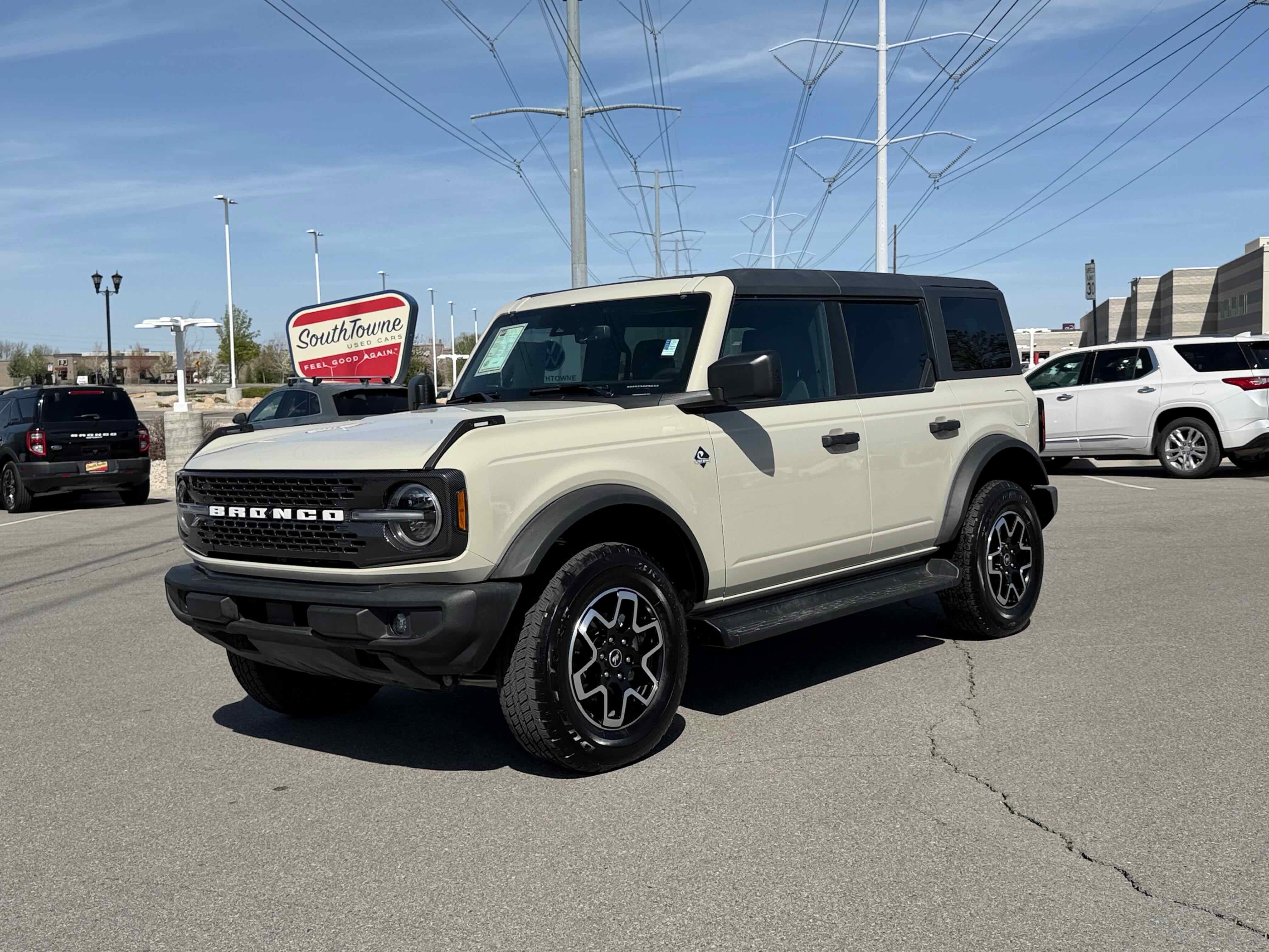 2025 Ford Bronco Outer Banks