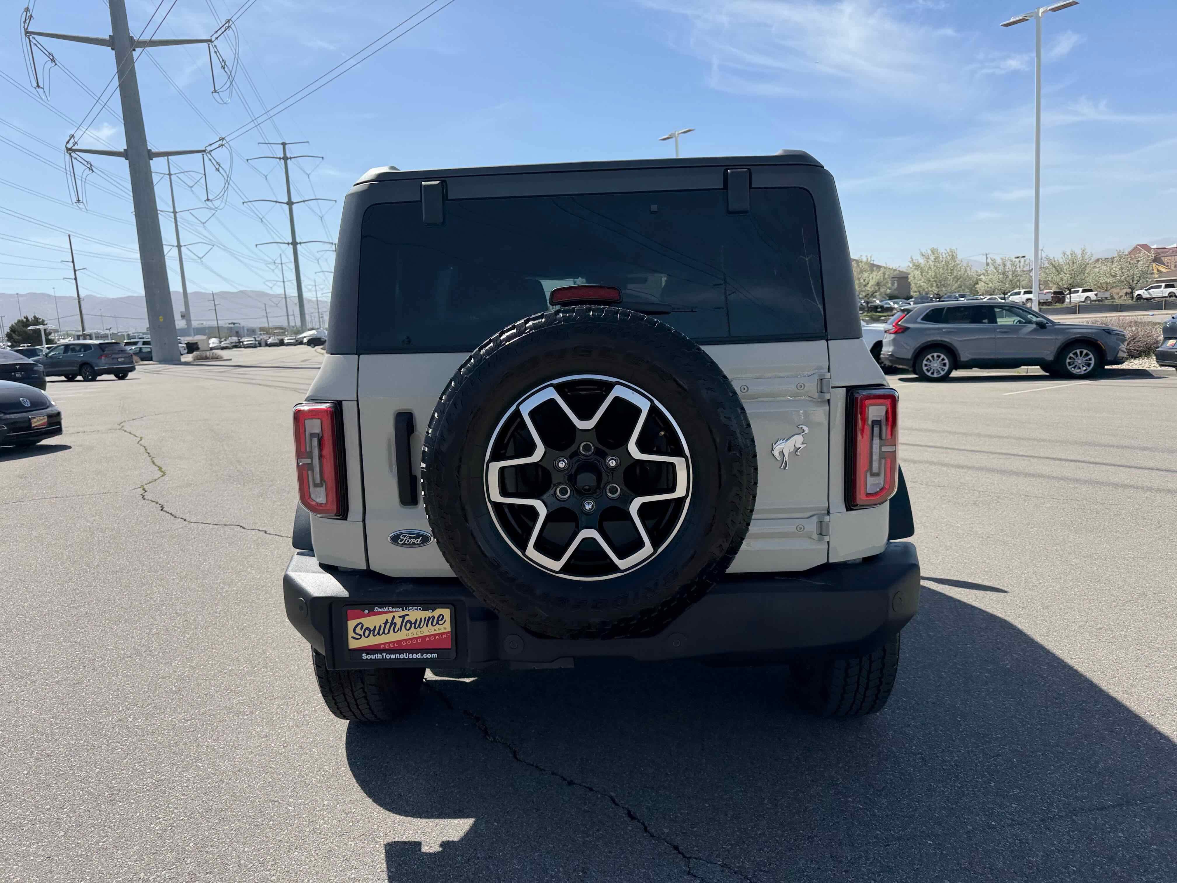2025 Ford Bronco Outer Banks
