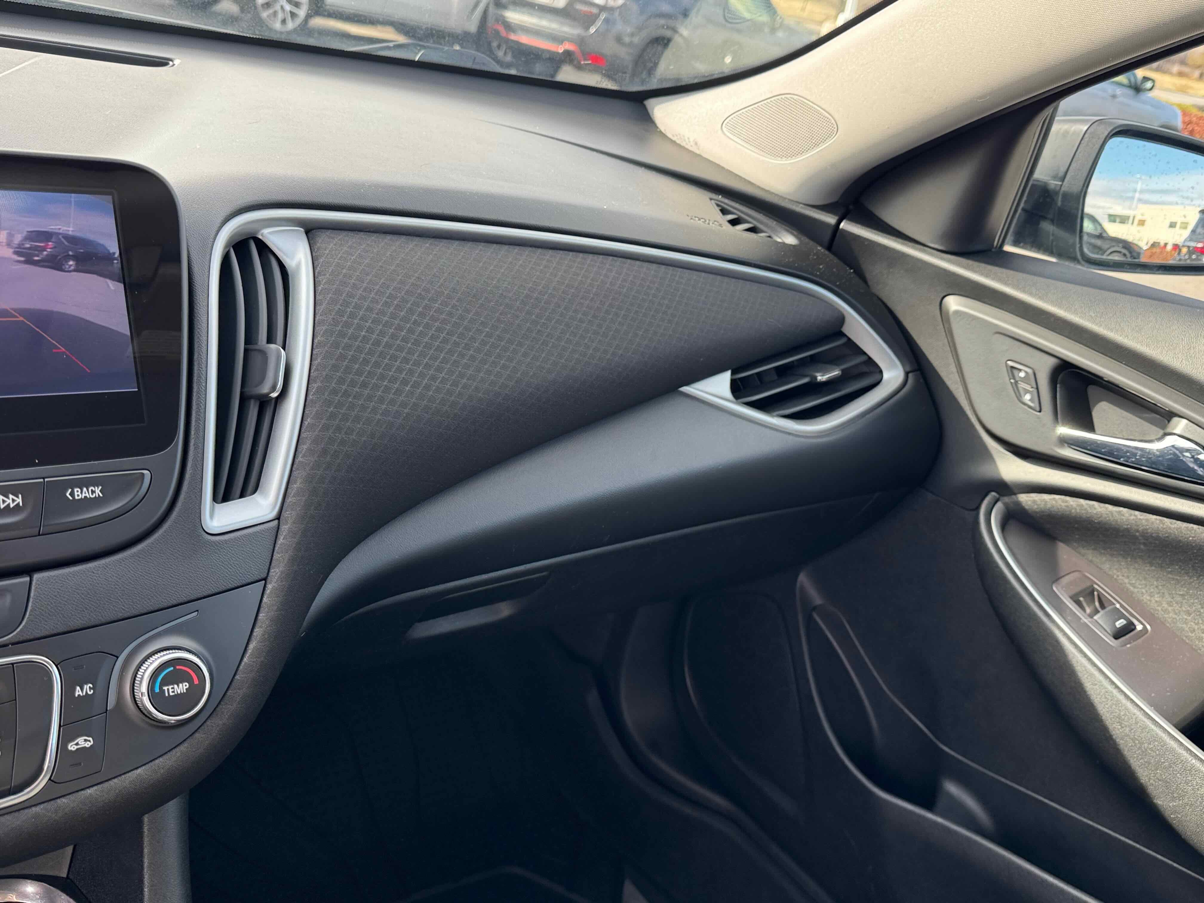 2021 Chevrolet Malibu LS