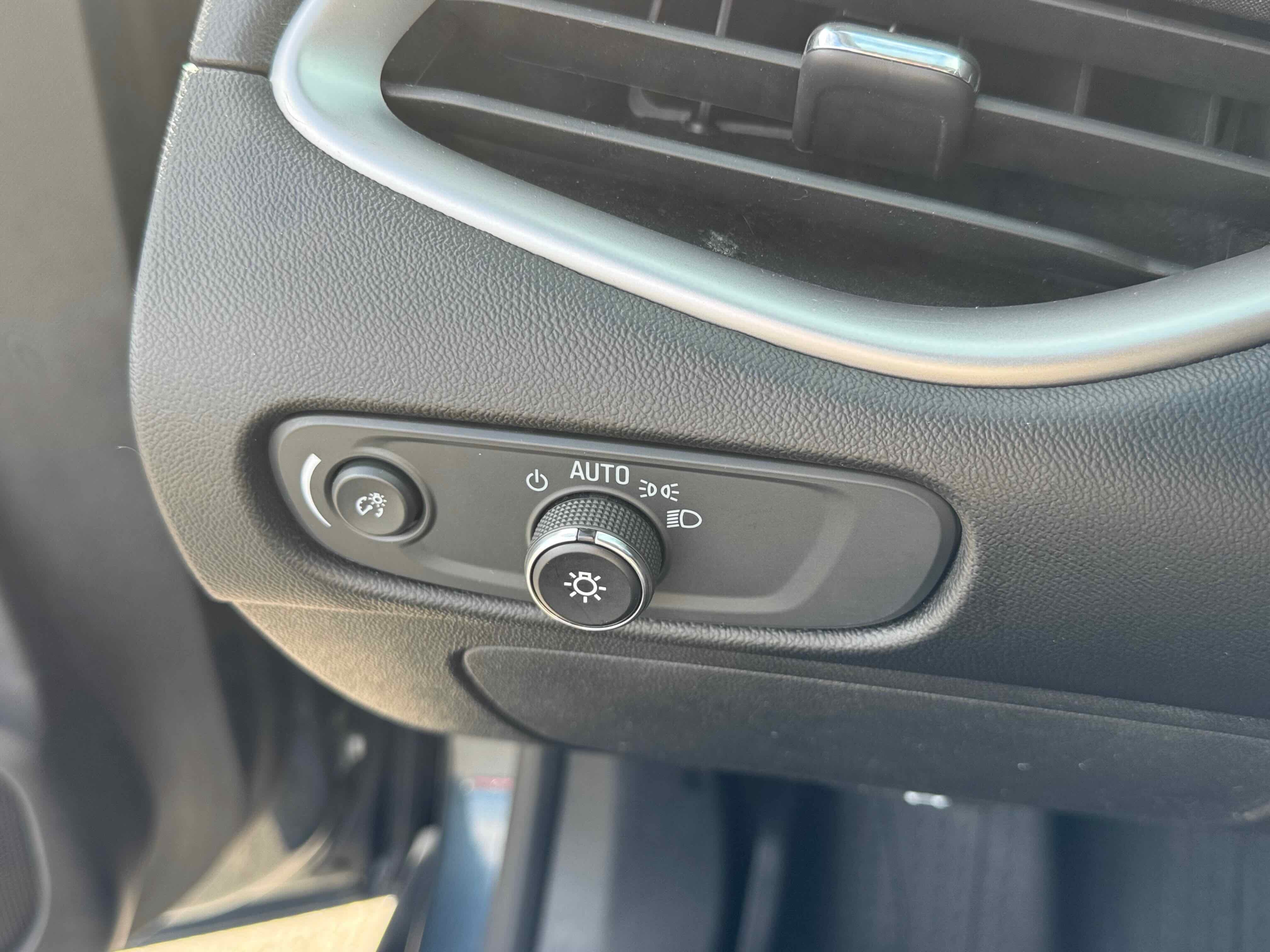 2021 Chevrolet Malibu LS