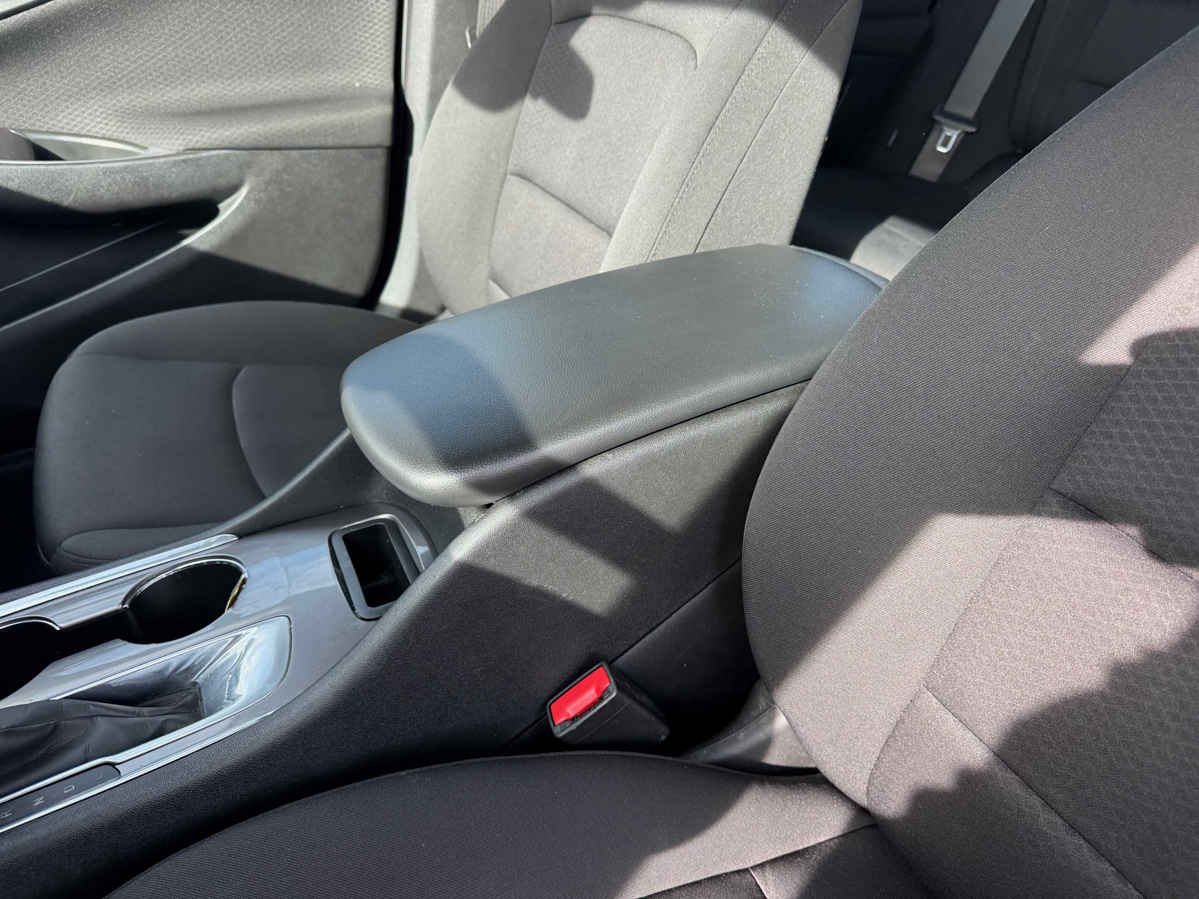 2021 Chevrolet Malibu LS