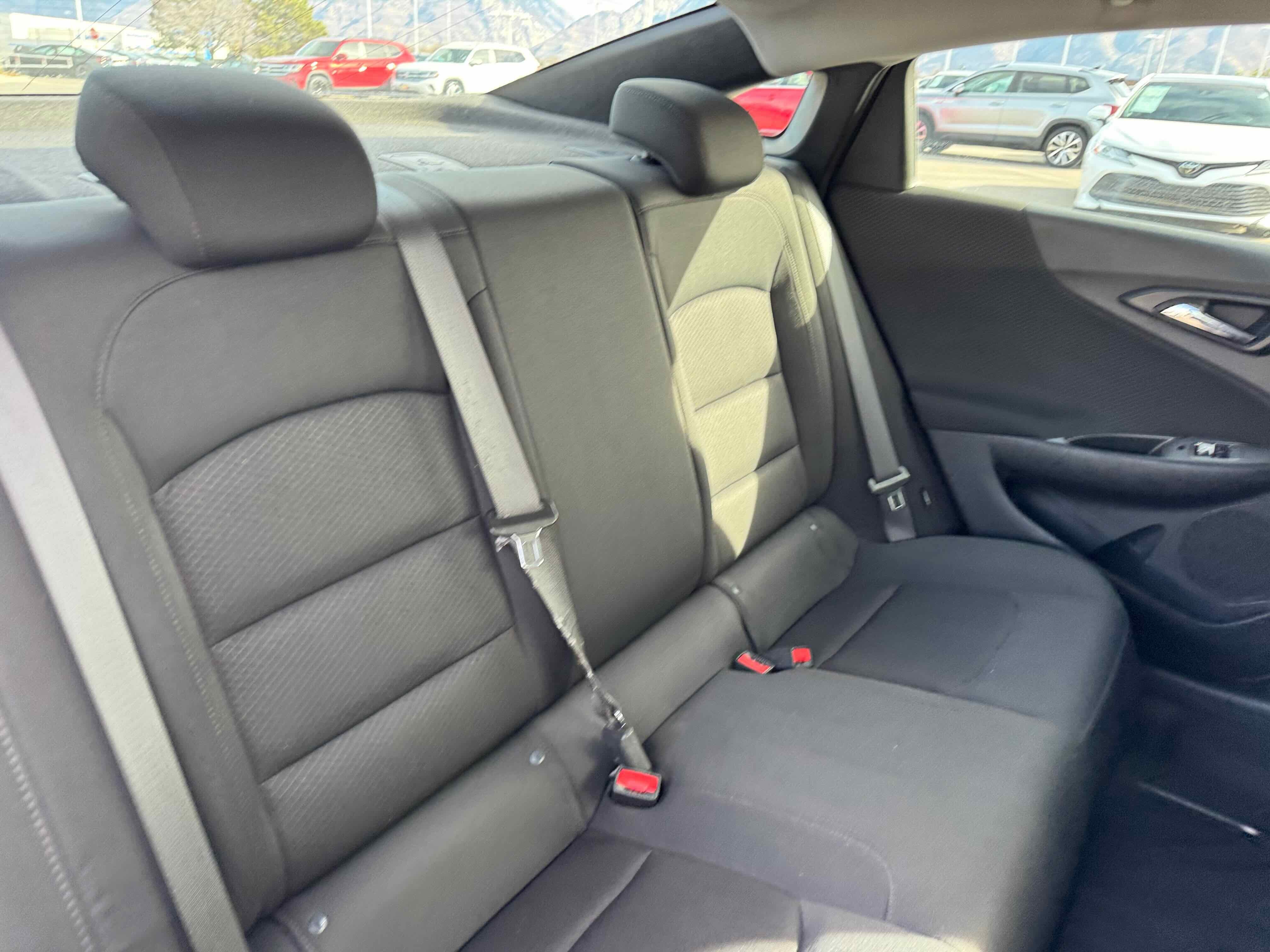 2021 Chevrolet Malibu LS