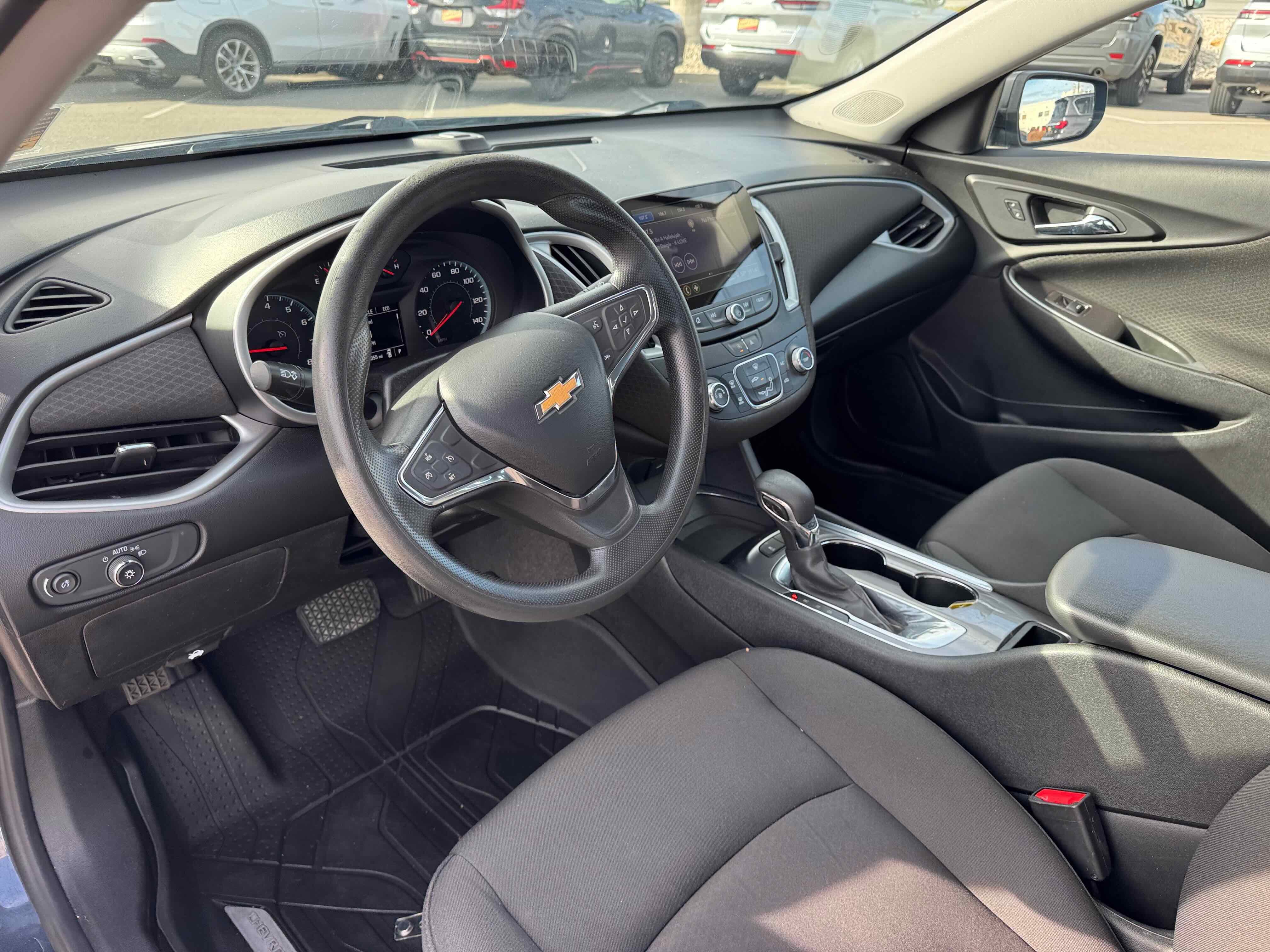 2021 Chevrolet Malibu LS