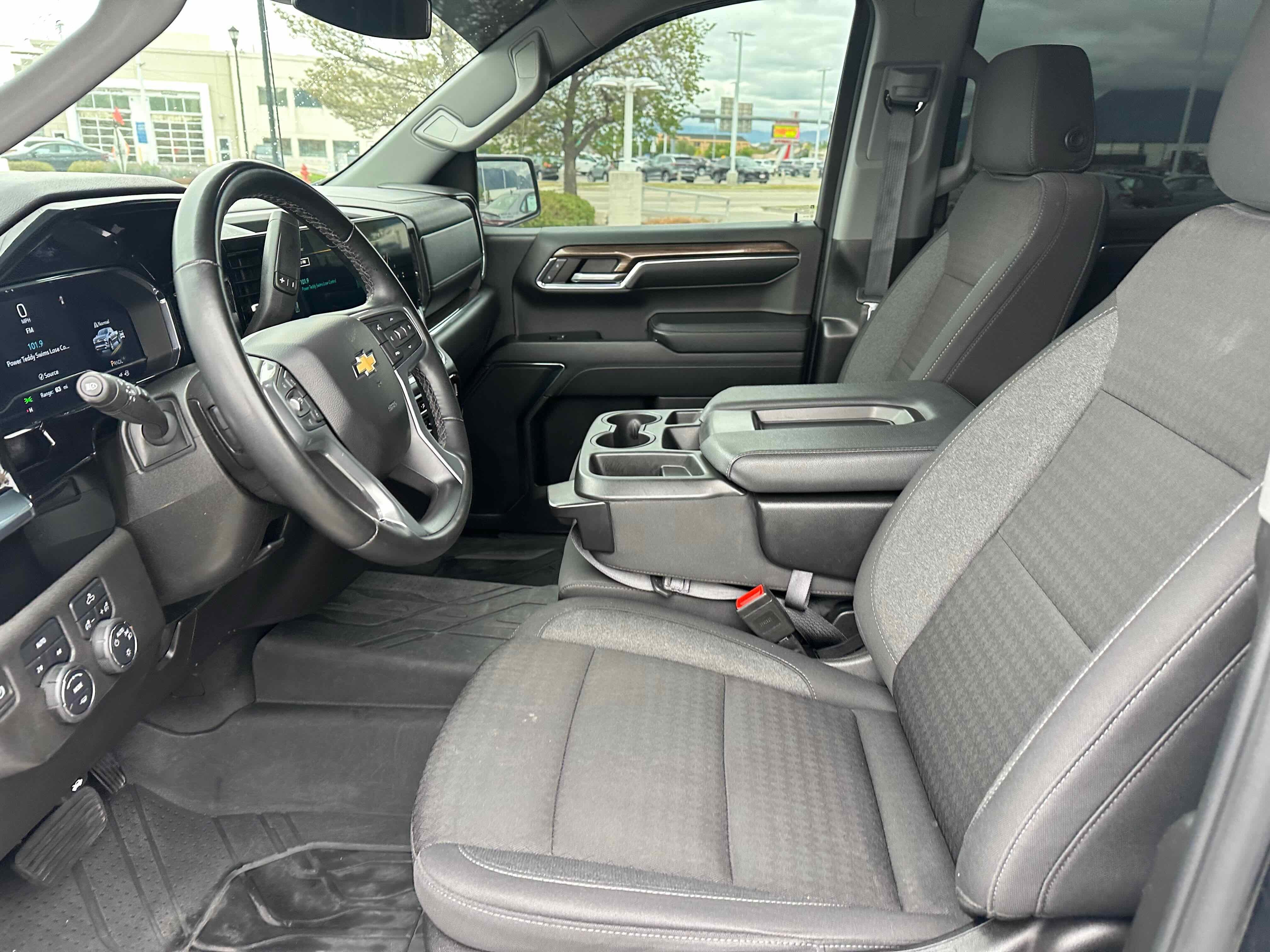 2024 Chevrolet Silverado 1500 LT