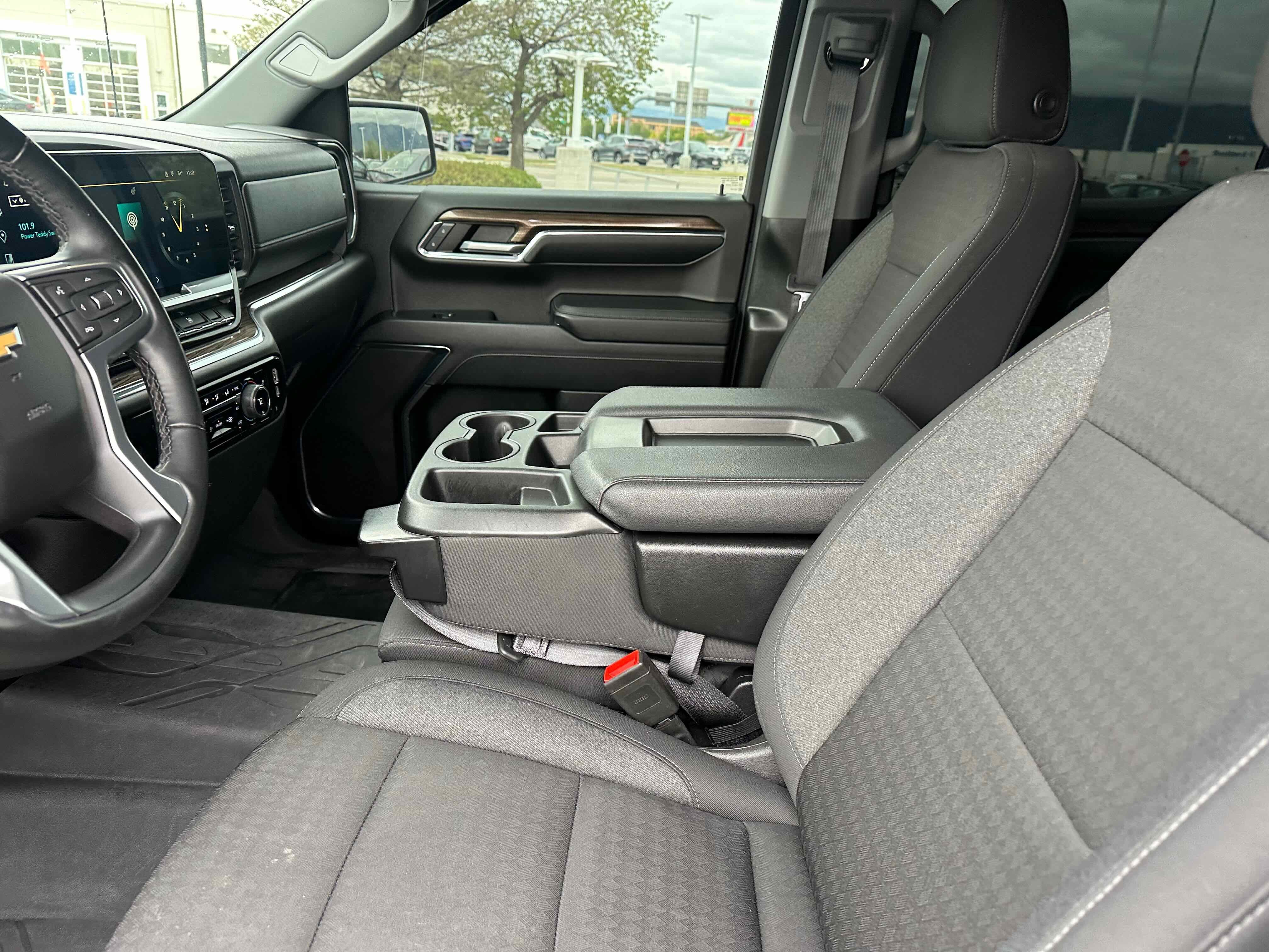 2024 Chevrolet Silverado 1500 LT