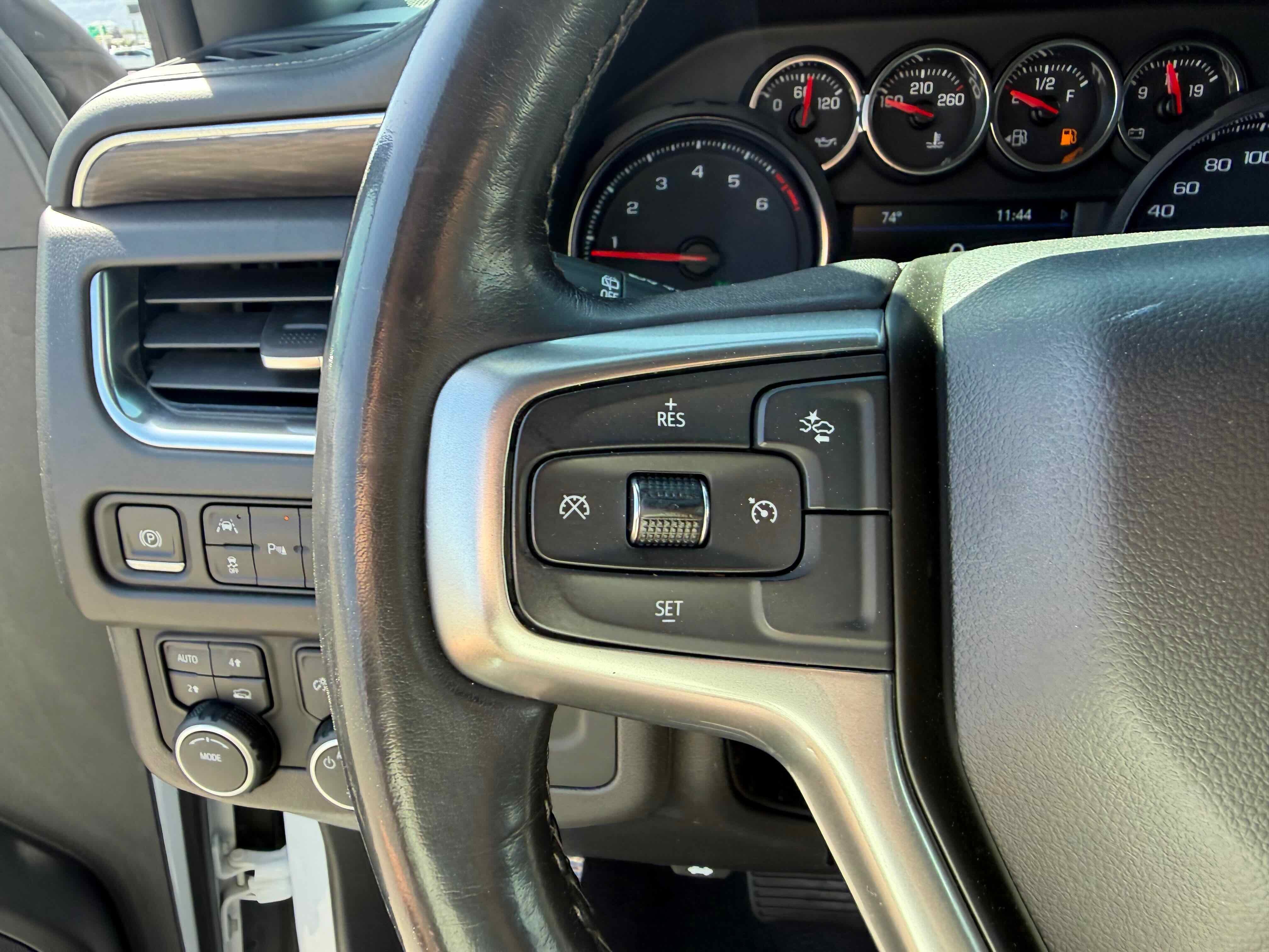2022 Chevrolet Suburban LS
