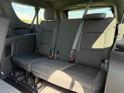 2022 Chevrolet Suburban LS