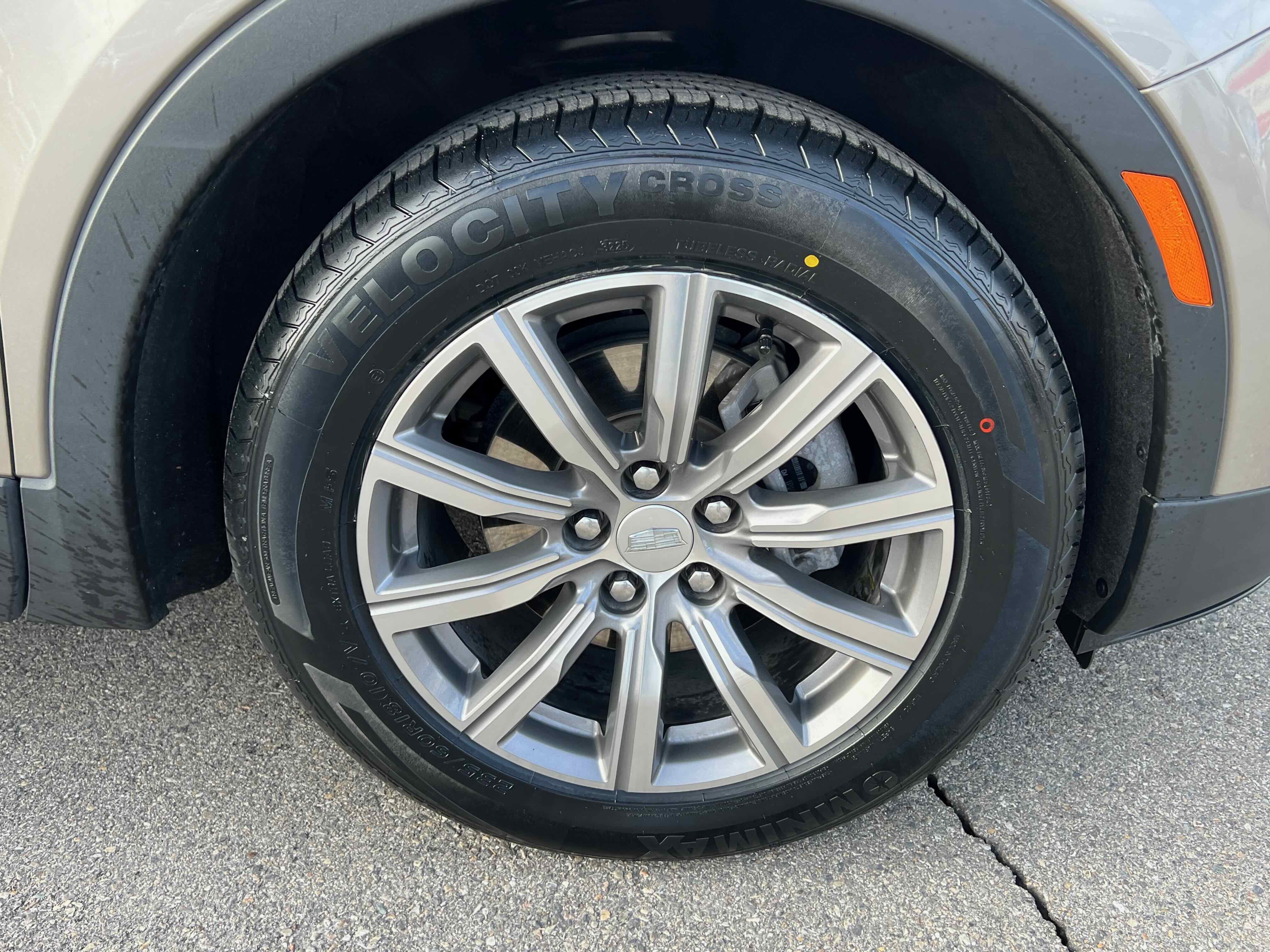 2023 Cadillac XT4 AWD Sport