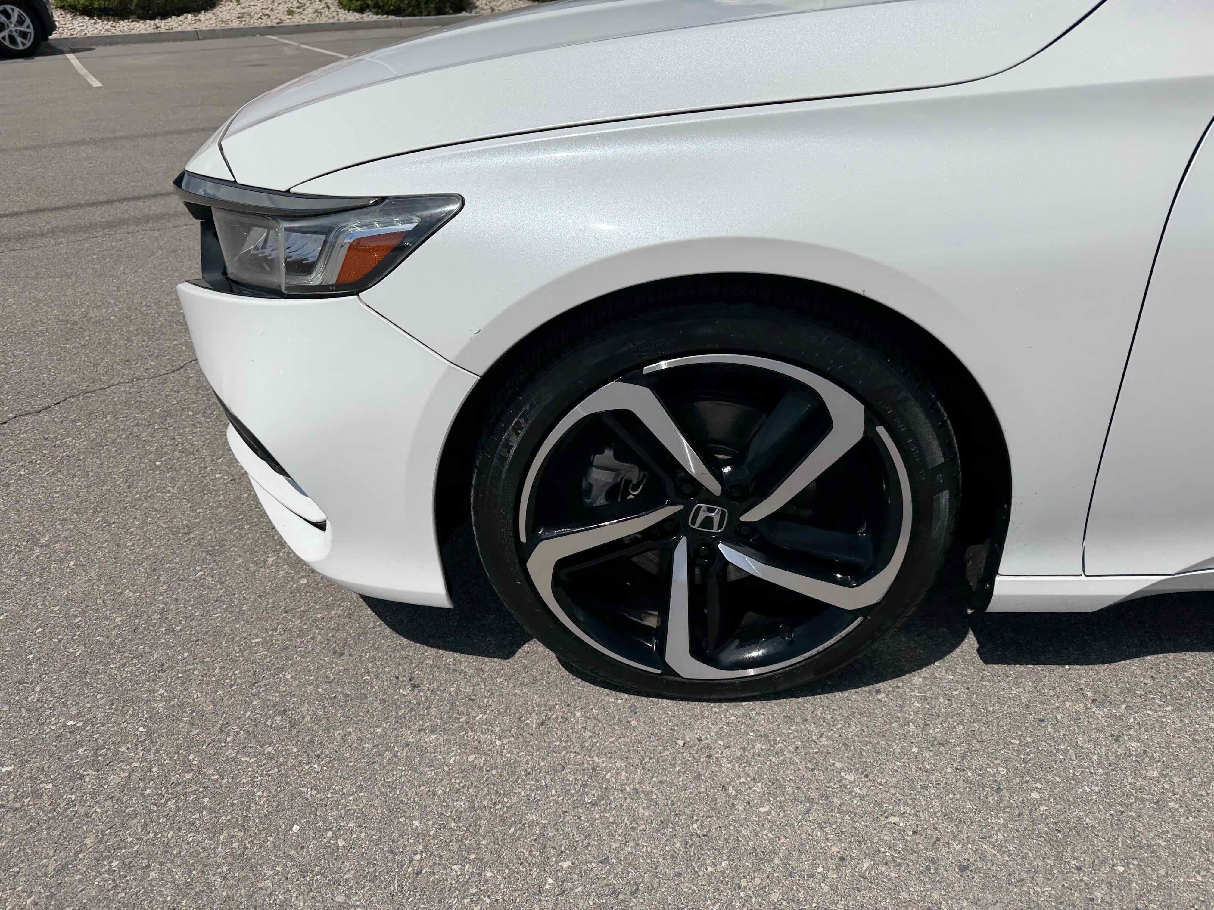 2019 Honda Accord Sedan Sport 2.0T