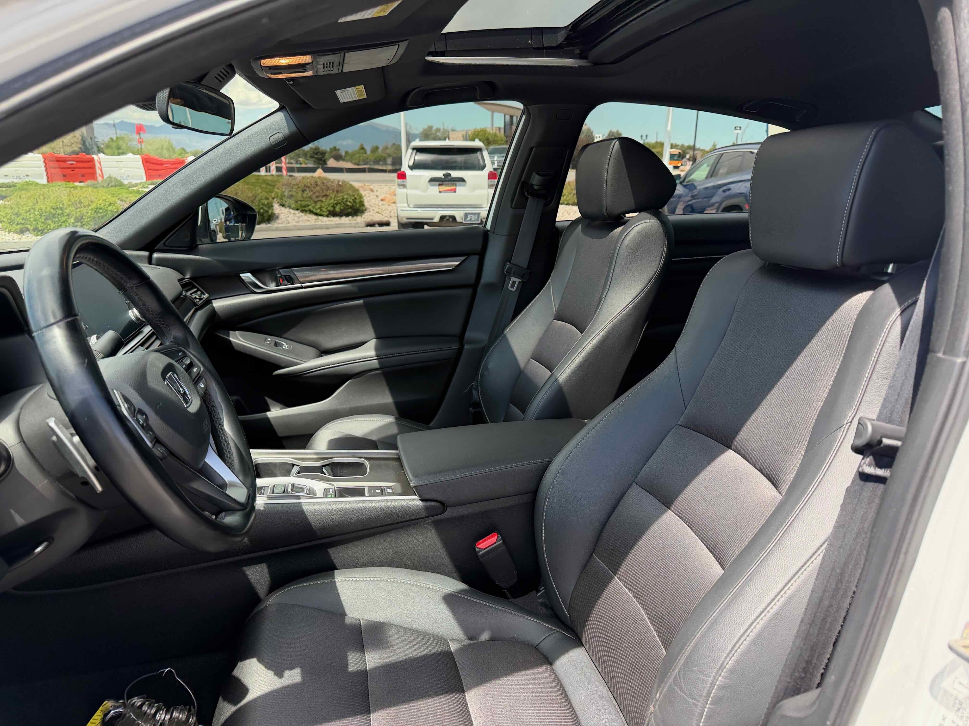2019 Honda Accord Sedan Sport 2.0T