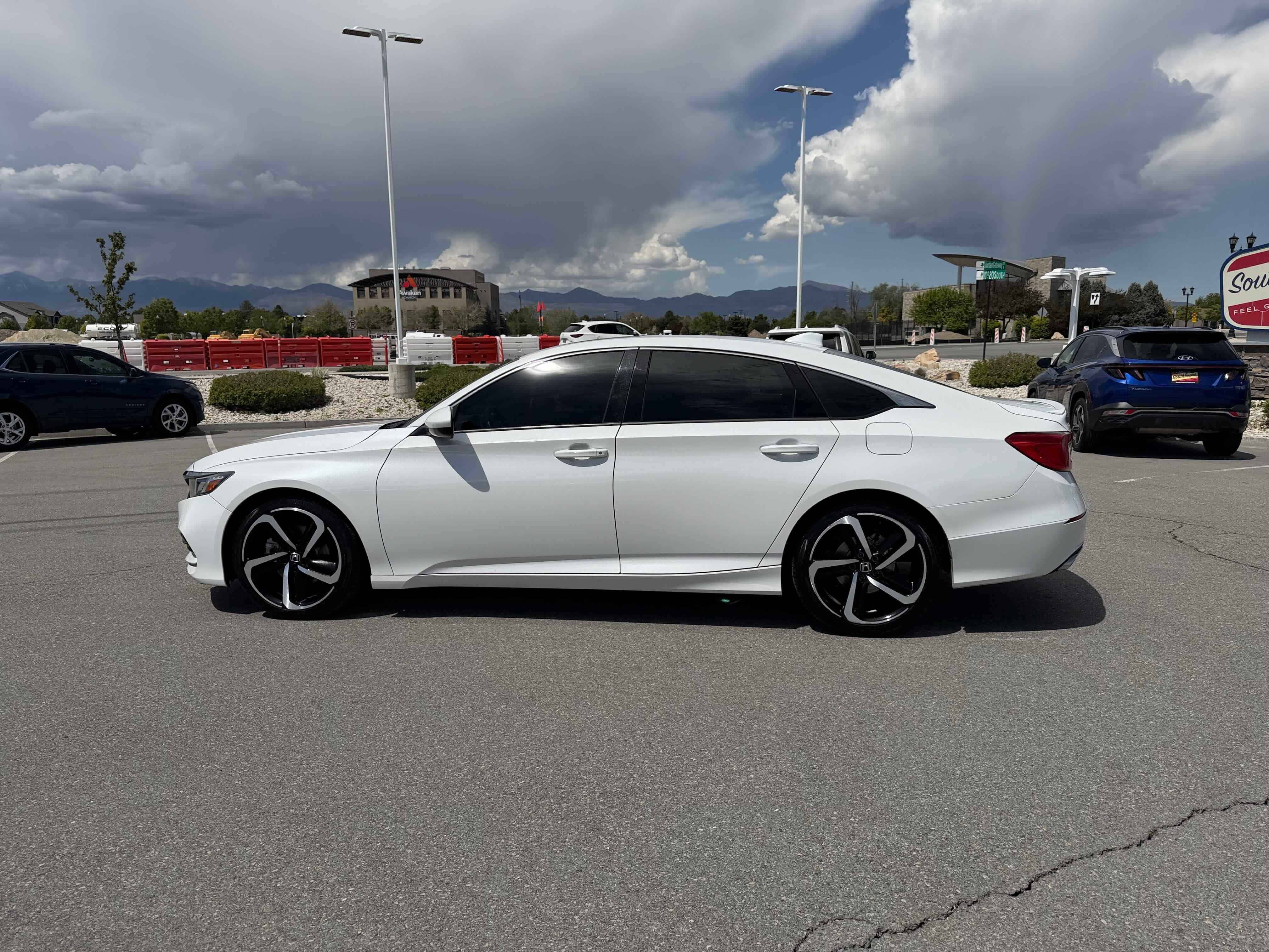 2019 Honda Accord Sedan Sport 2.0T