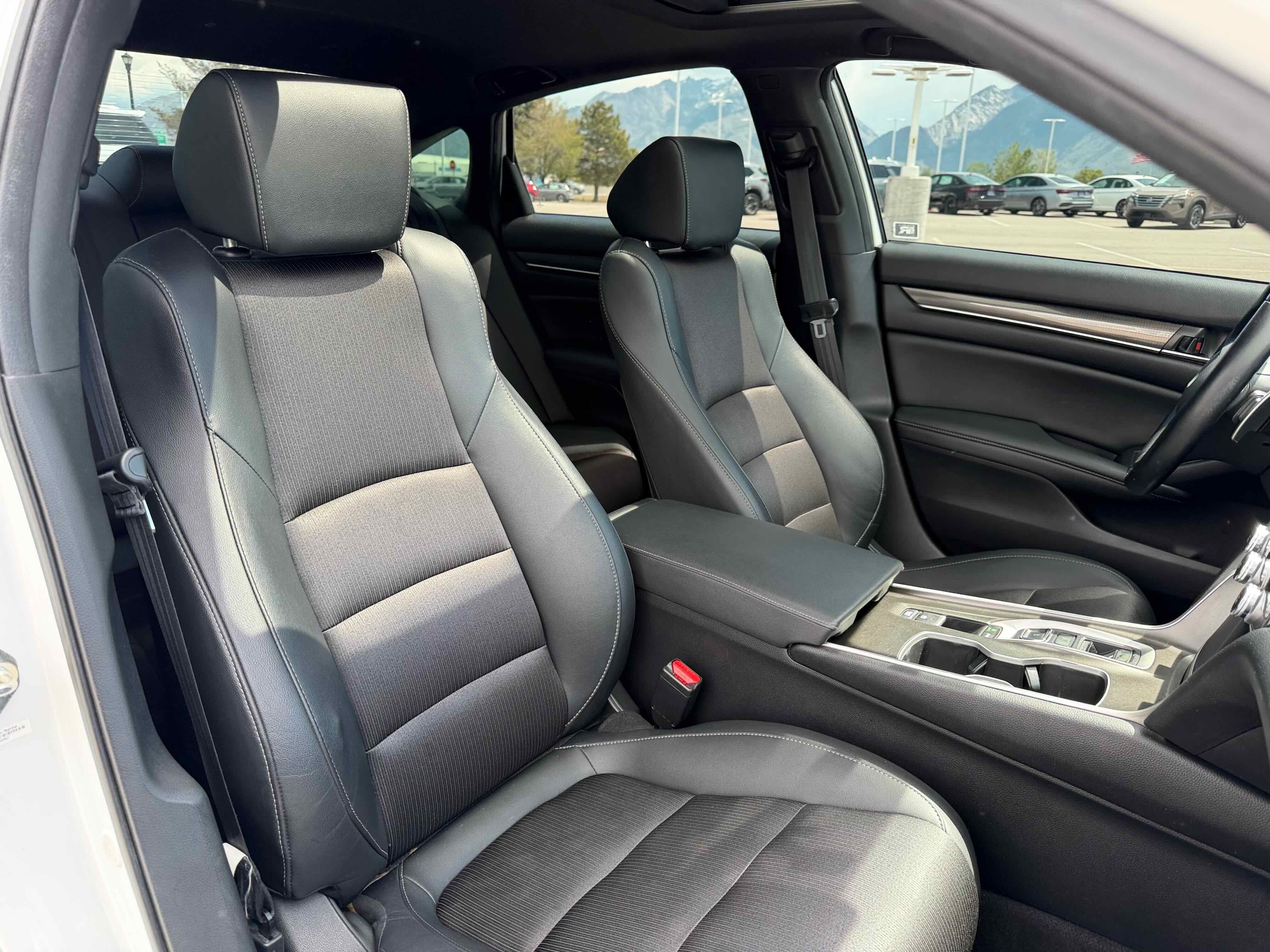 2019 Honda Accord Sedan Sport 2.0T