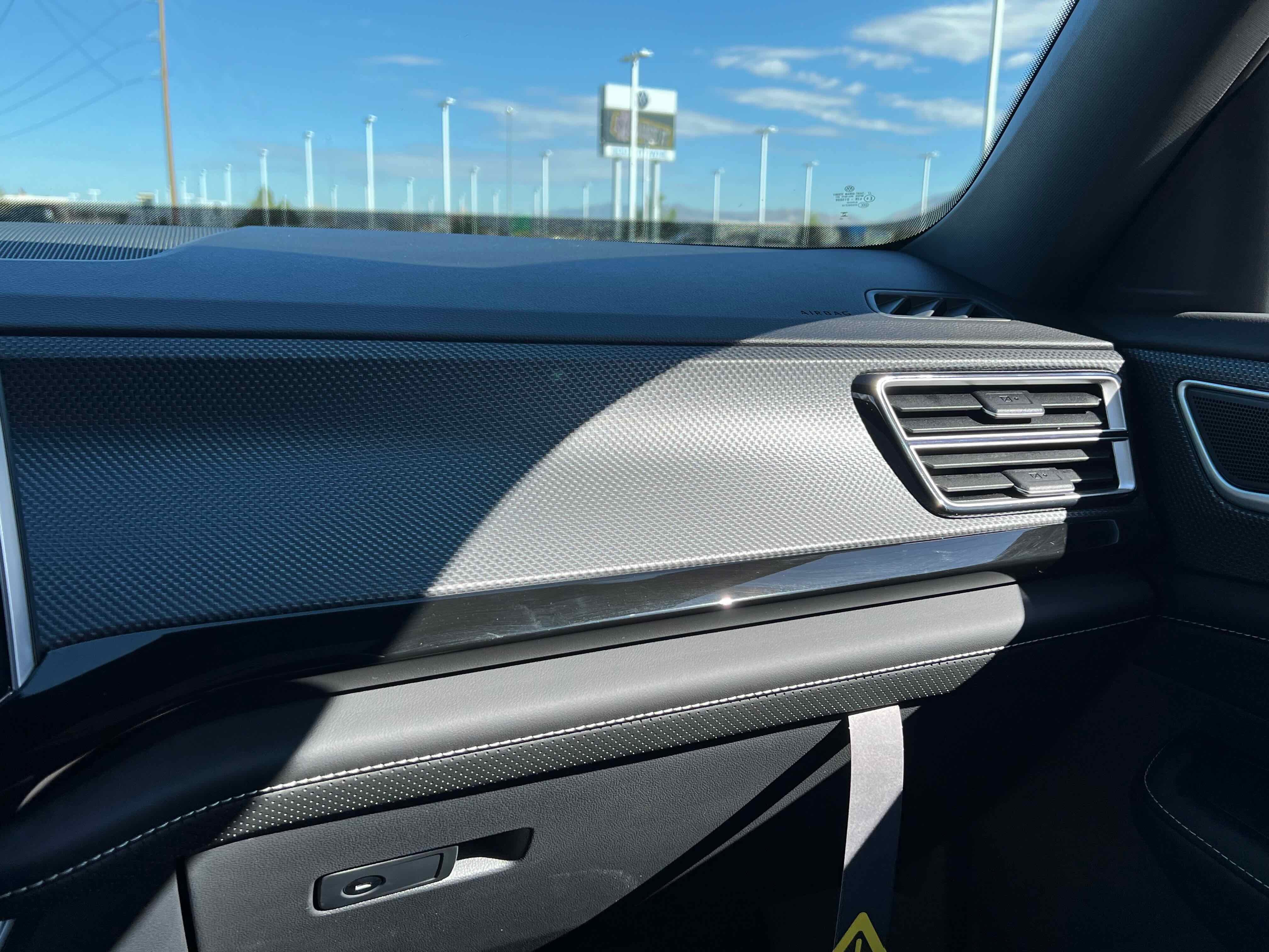 2026 Volkswagen Atlas Cross Sport 2.0T SEL R-Line Black