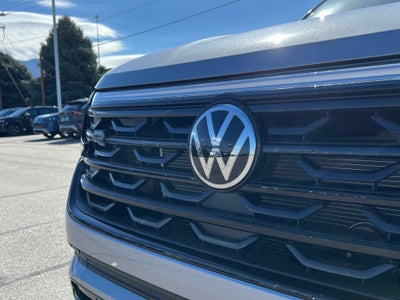 2026 Volkswagen Atlas Cross Sport 2.0T SEL R-Line Black