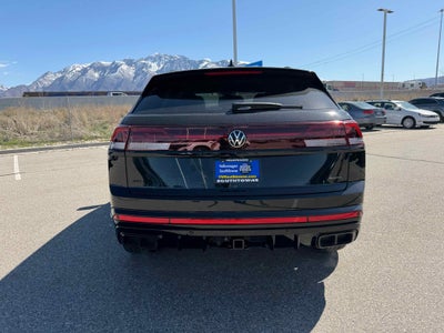 2026 Volkswagen Atlas Cross Sport 2.0T SEL R-Line Black