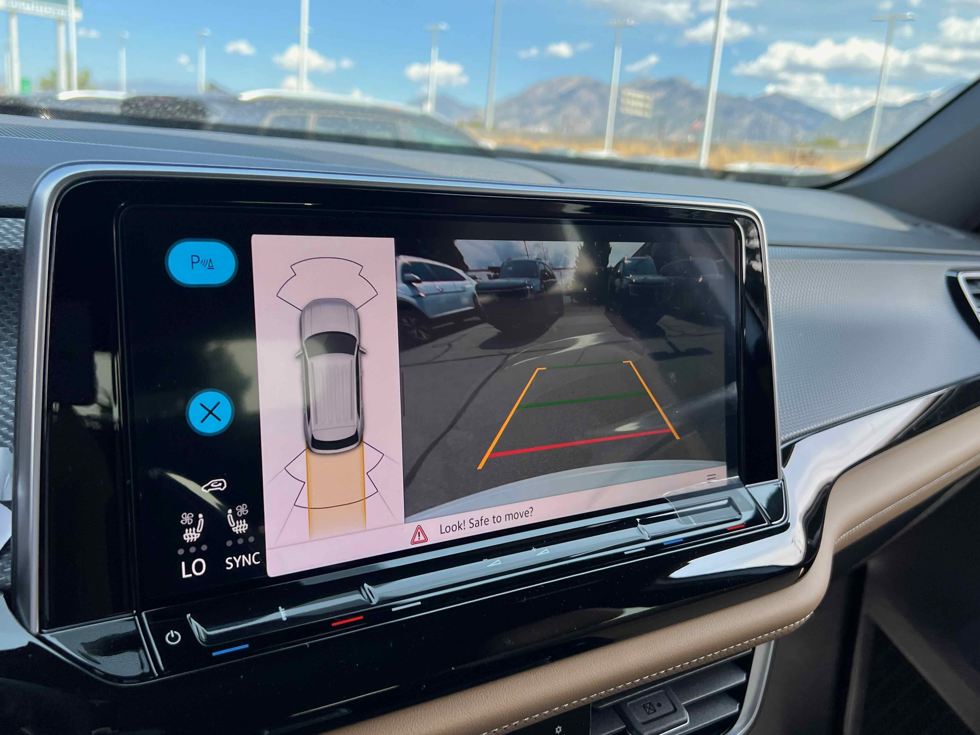 2026 Volkswagen Atlas Cross Sport 2.0T SEL