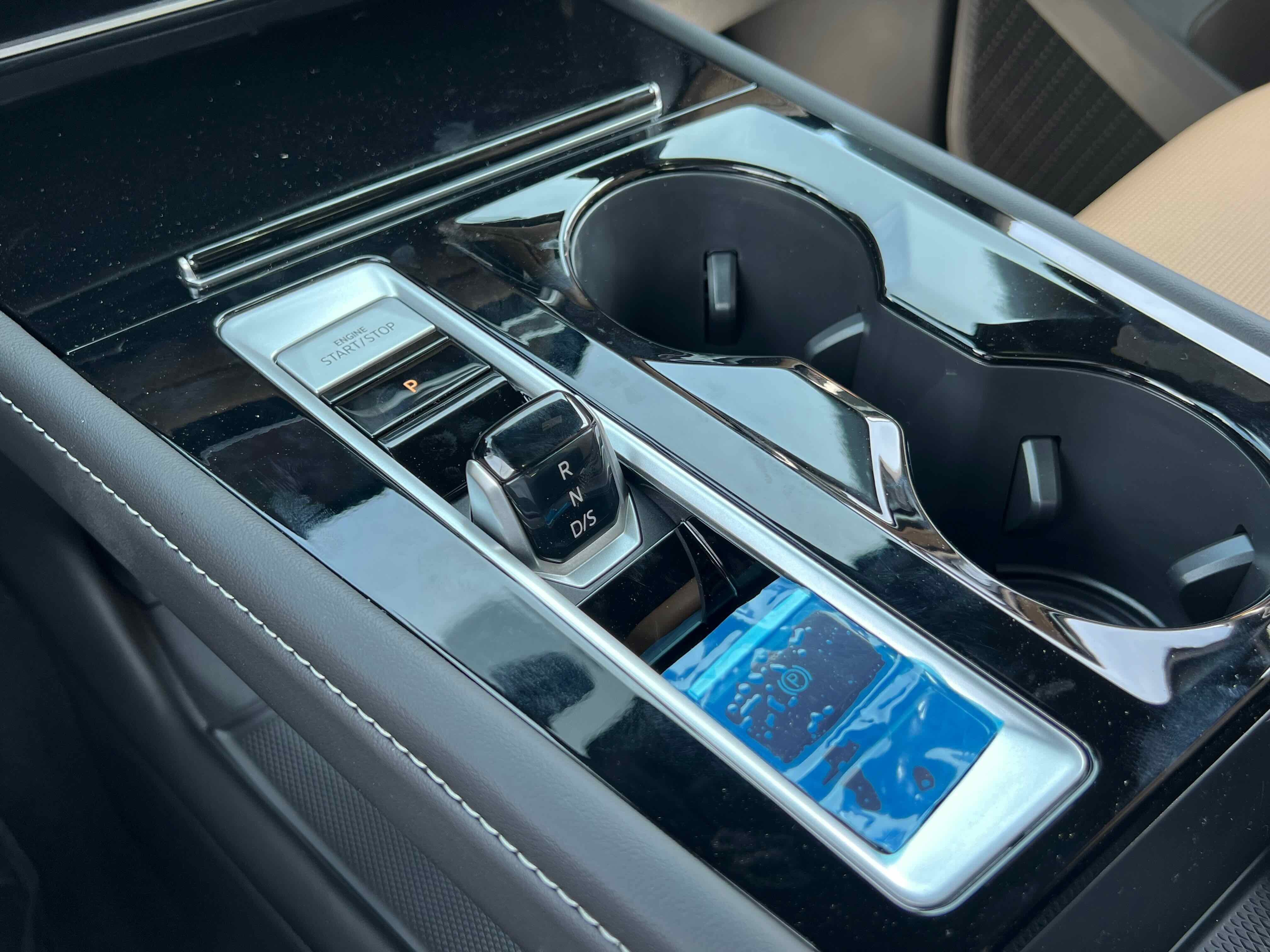 2026 Volkswagen Atlas Cross Sport 2.0T SEL