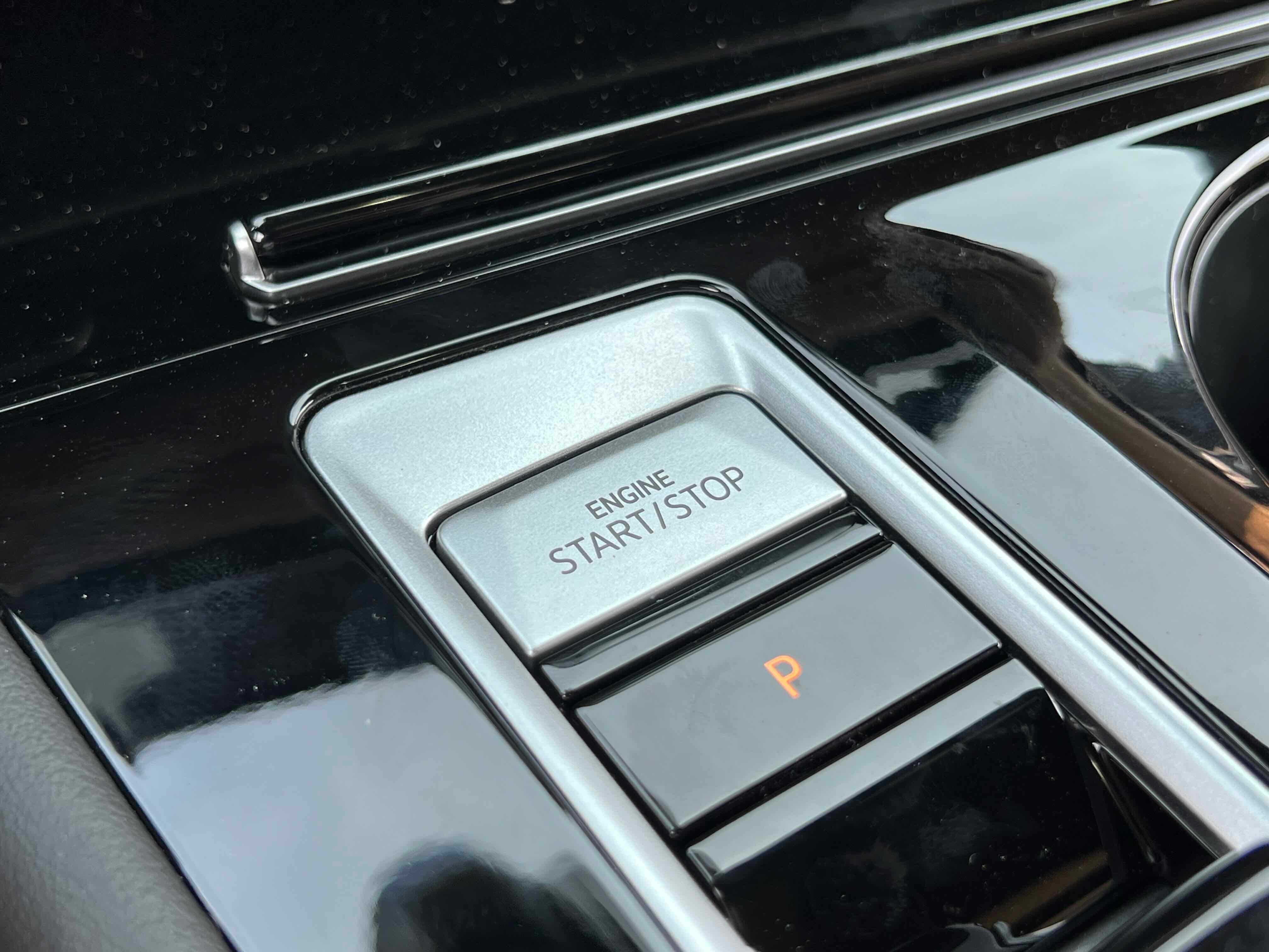 2026 Volkswagen Atlas Cross Sport 2.0T SEL