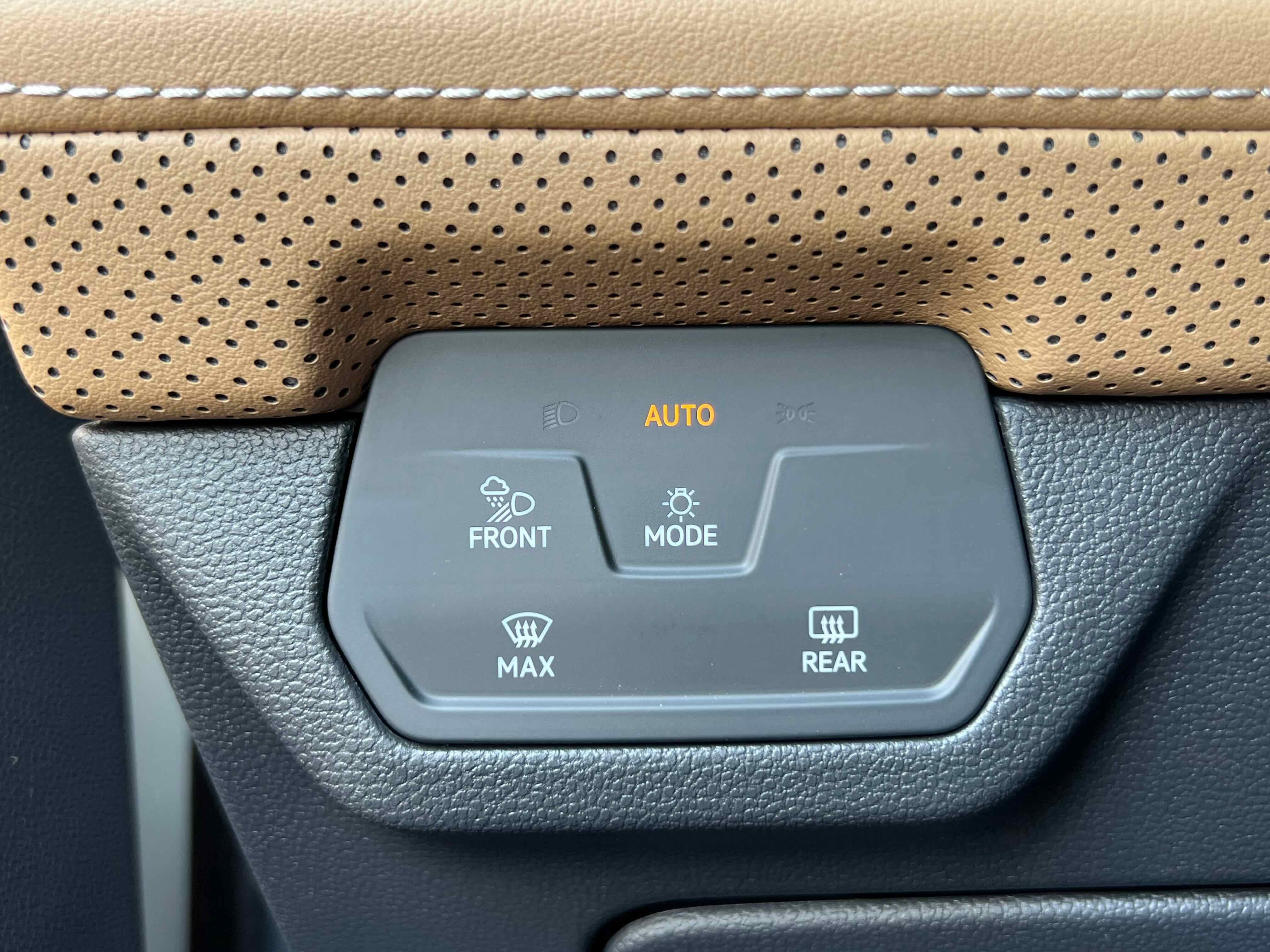 2026 Volkswagen Atlas Cross Sport 2.0T SEL