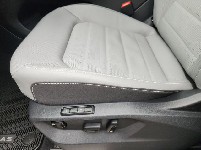 2026 Volkswagen Atlas Cross Sport 2.0T SEL