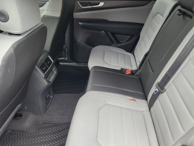 2026 Volkswagen Atlas Cross Sport 2.0T SEL