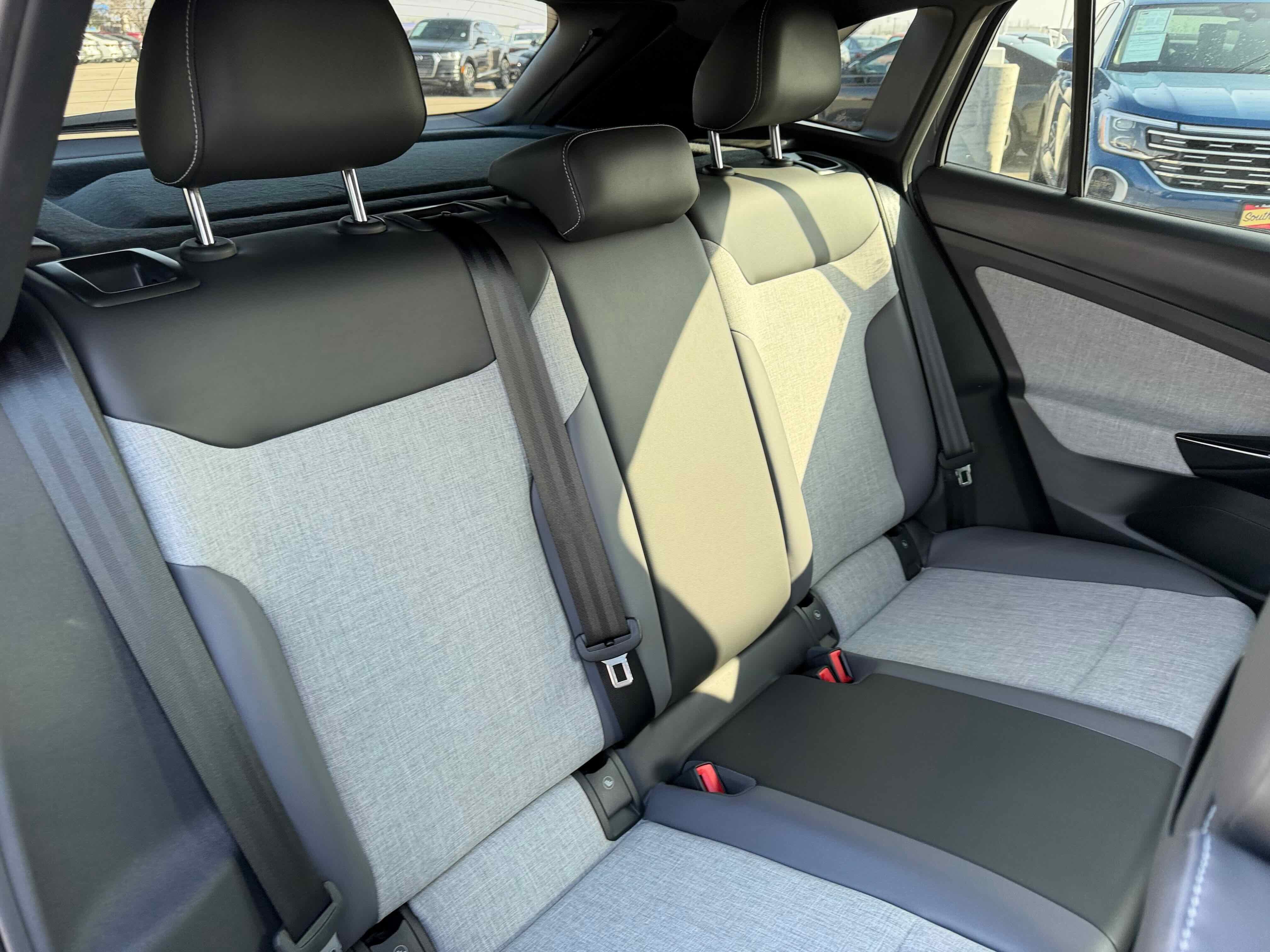 2025 Volkswagen ID.4 Limited