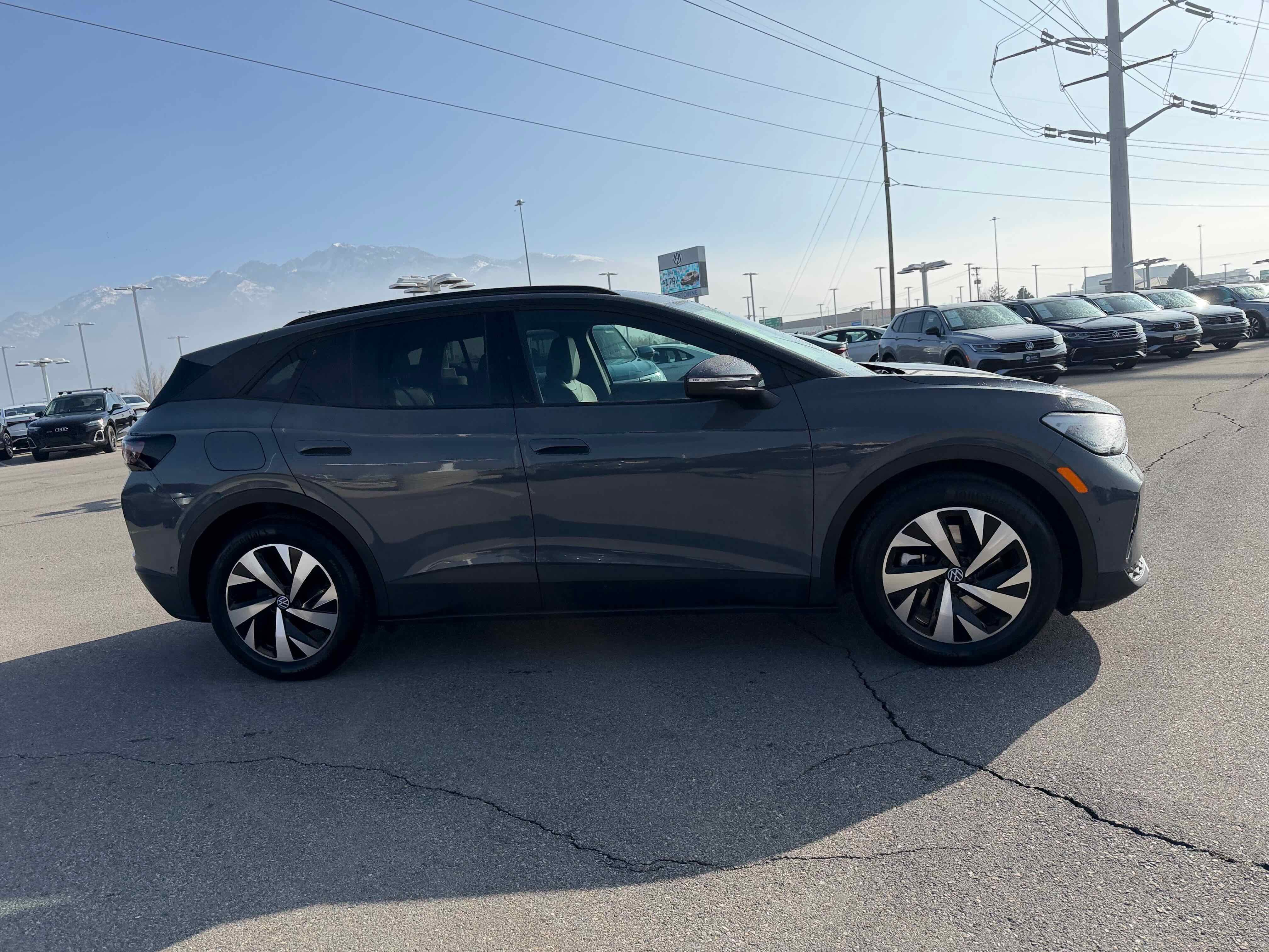 2025 Volkswagen ID.4 Limited