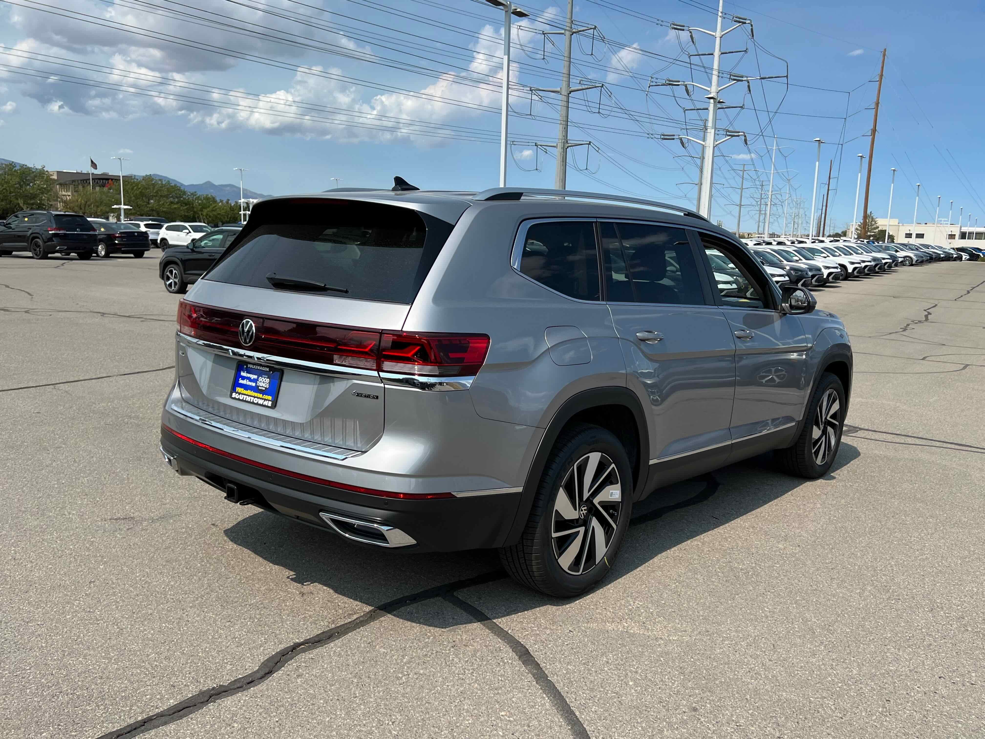 2026 Volkswagen Atlas 2.0T SEL