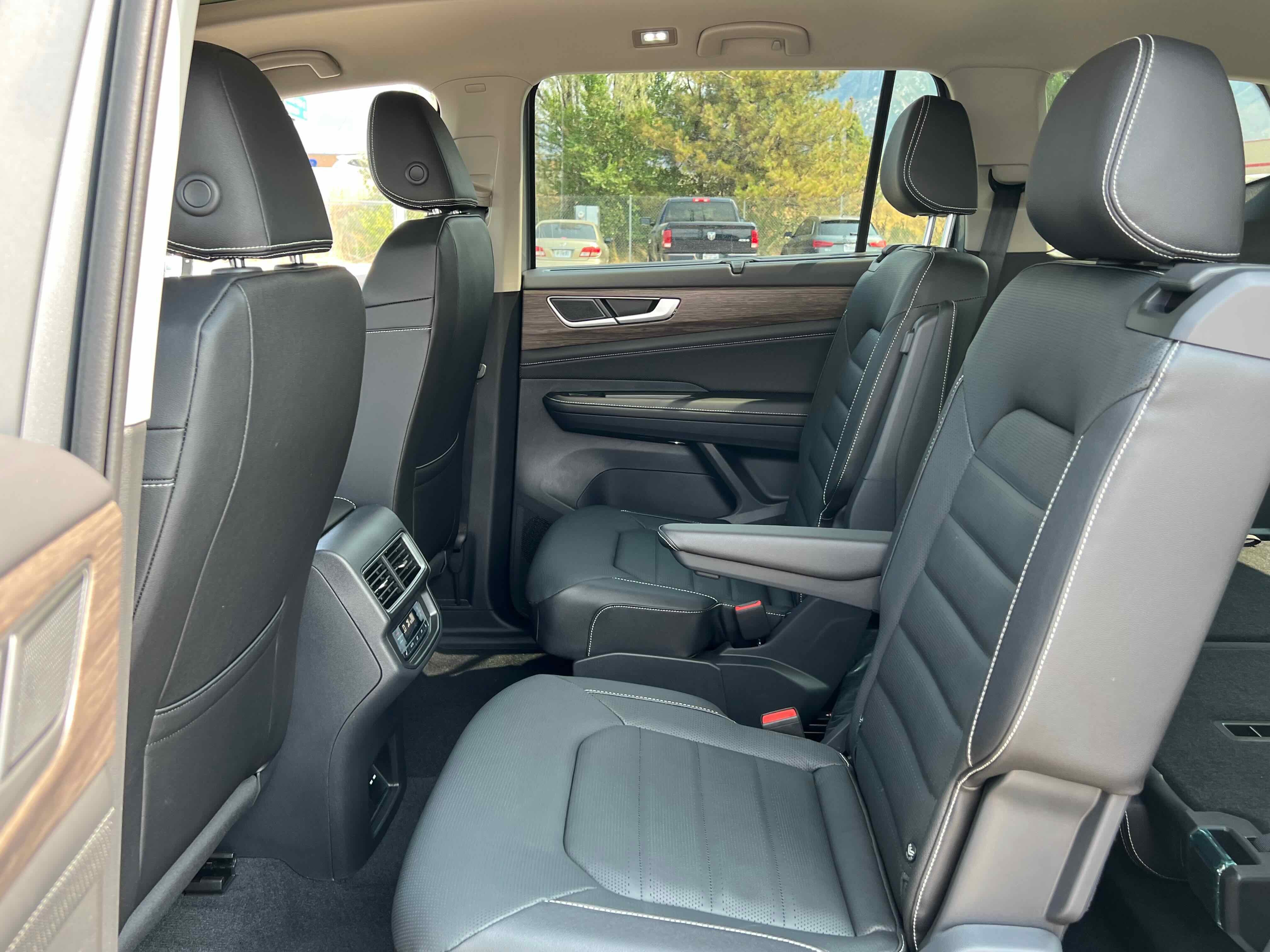 2026 Volkswagen Atlas 2.0T SEL