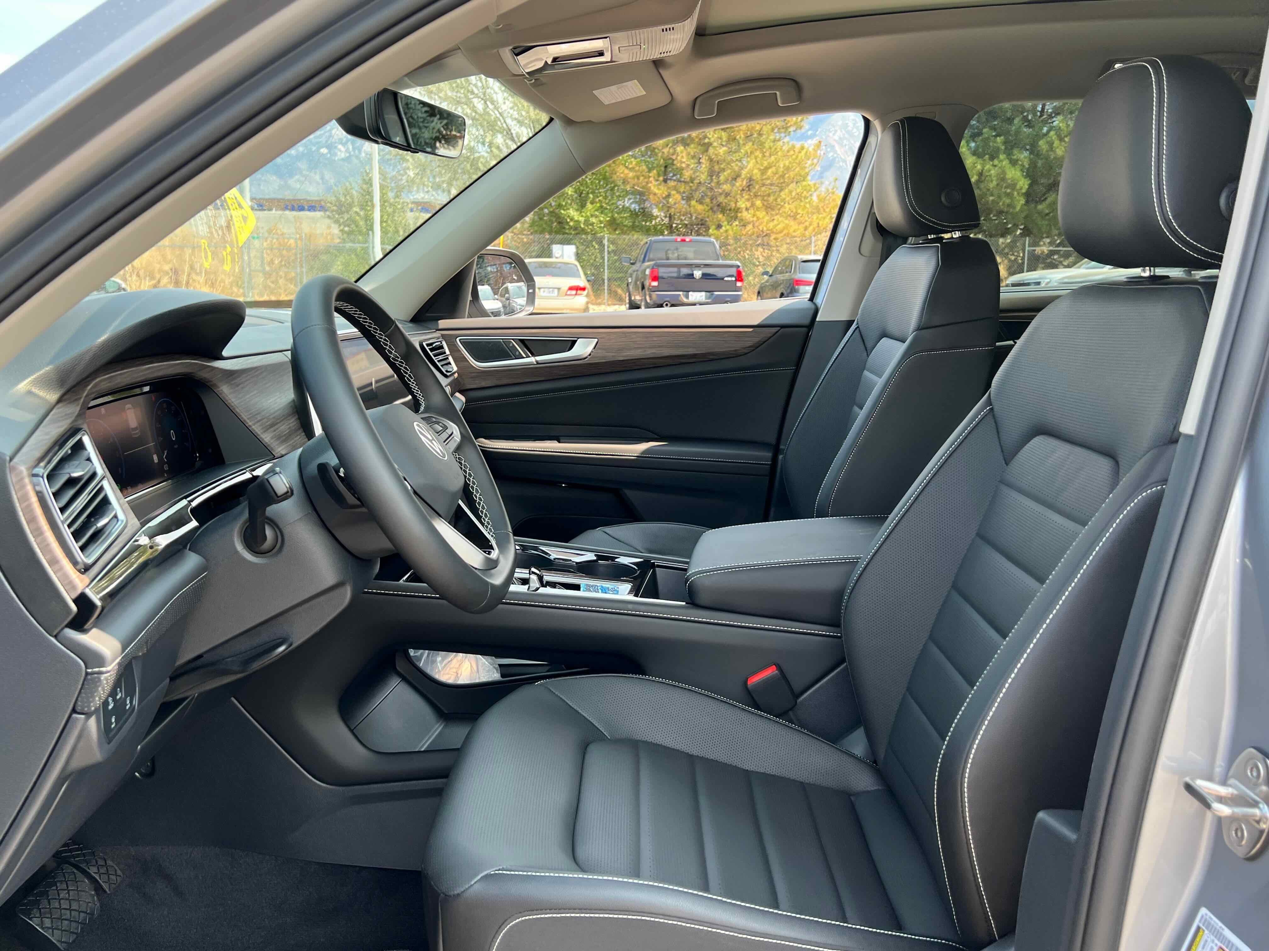 2026 Volkswagen Atlas 2.0T SEL