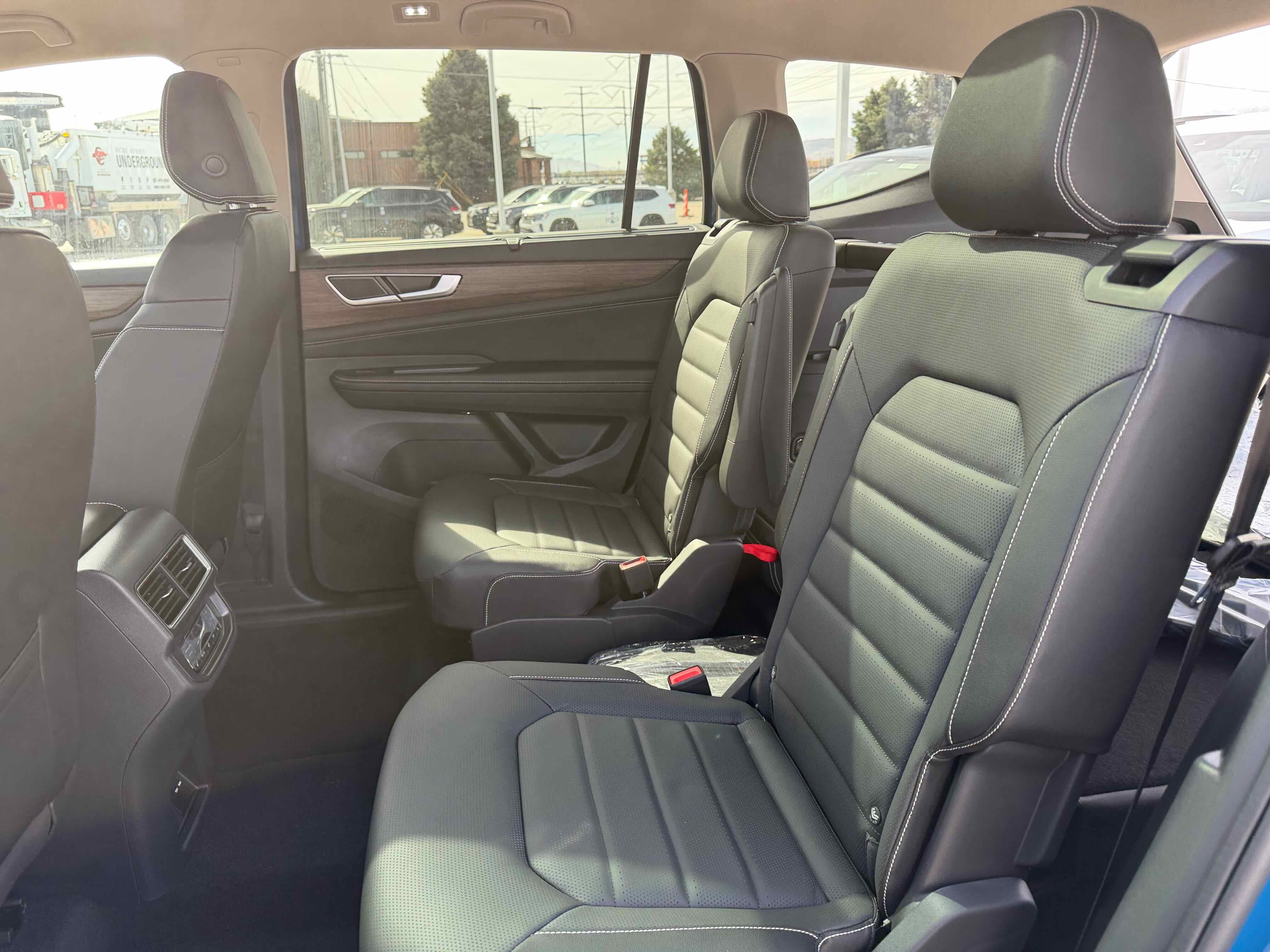 2026 Volkswagen Atlas 2.0T SEL