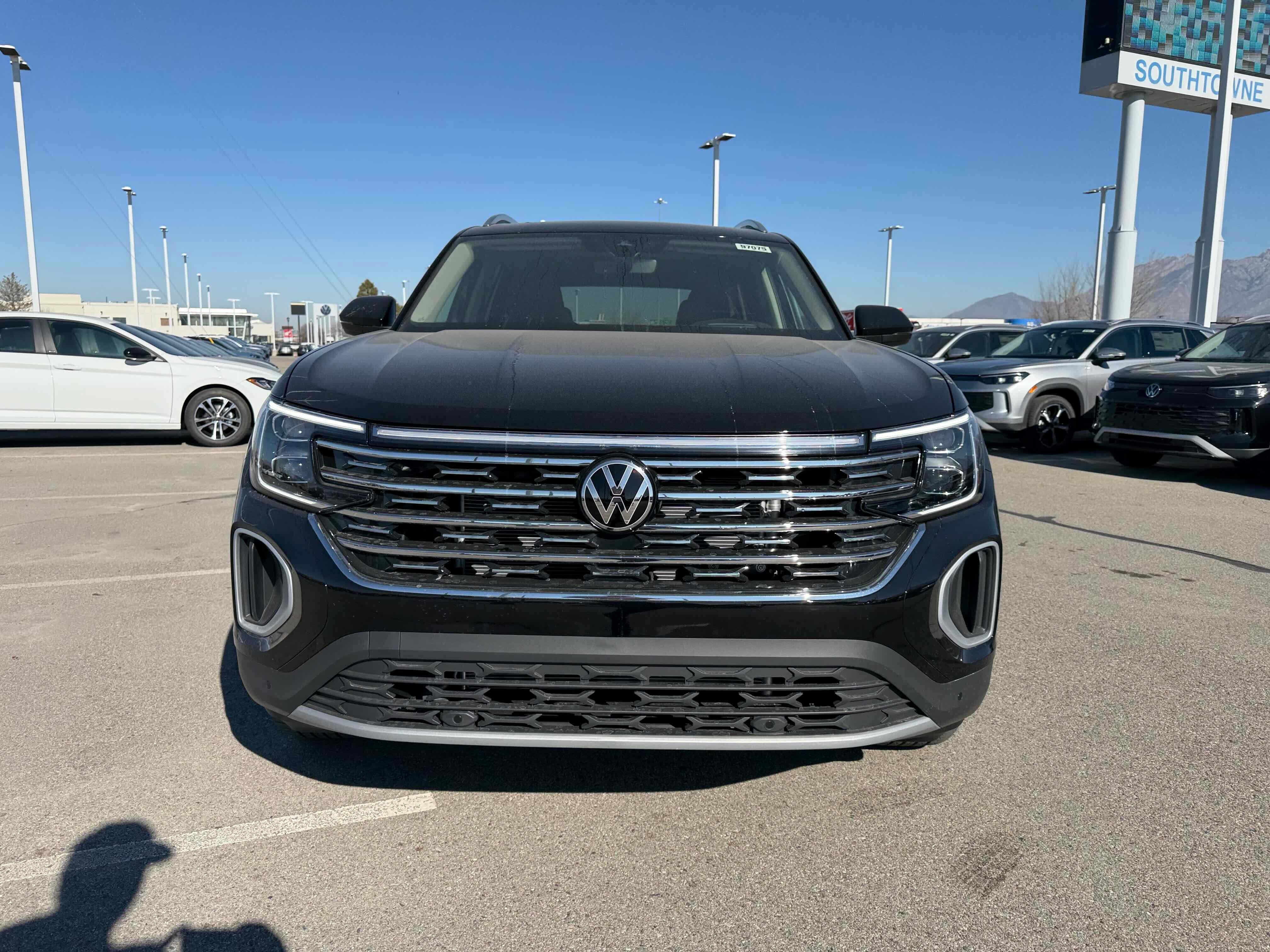 2026 Volkswagen Atlas 2.0T SEL