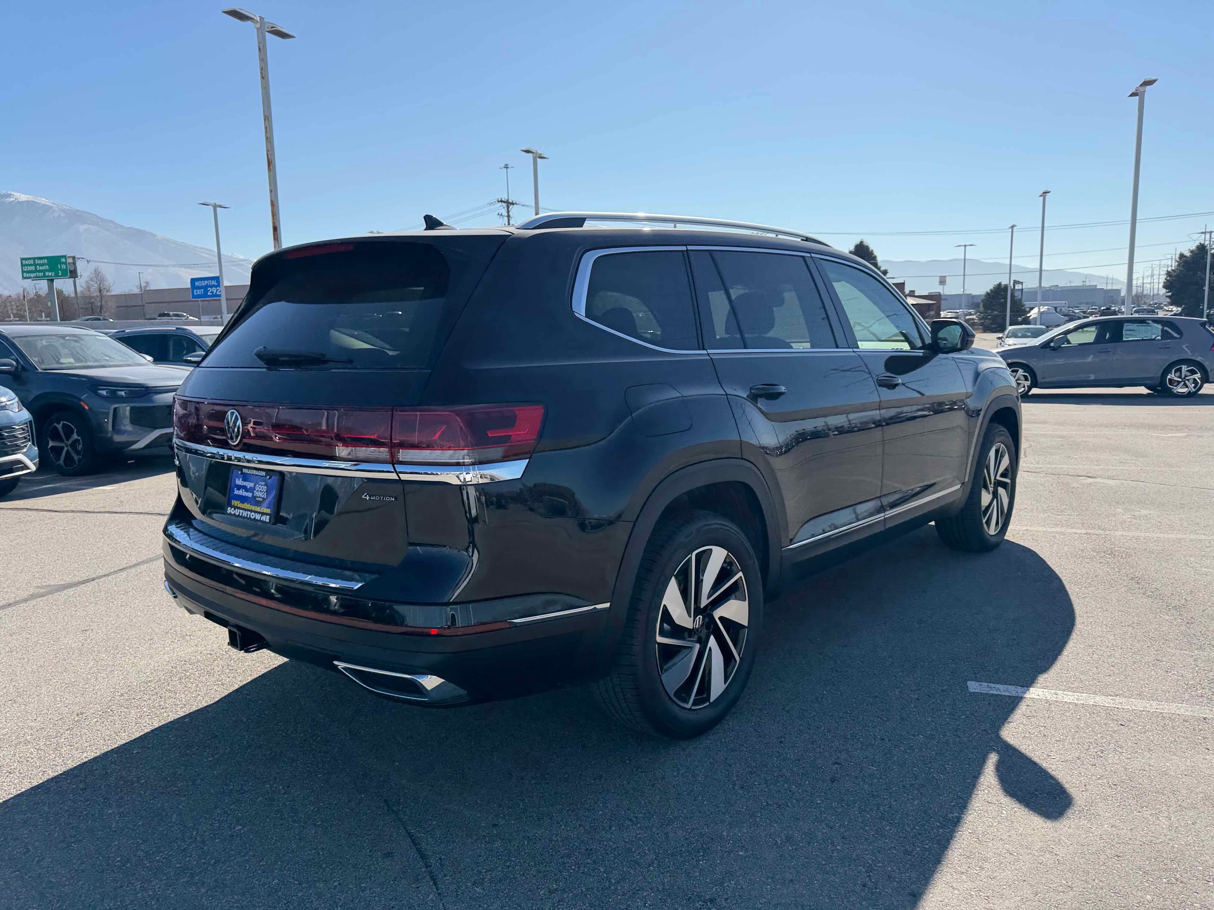2026 Volkswagen Atlas 2.0T SEL