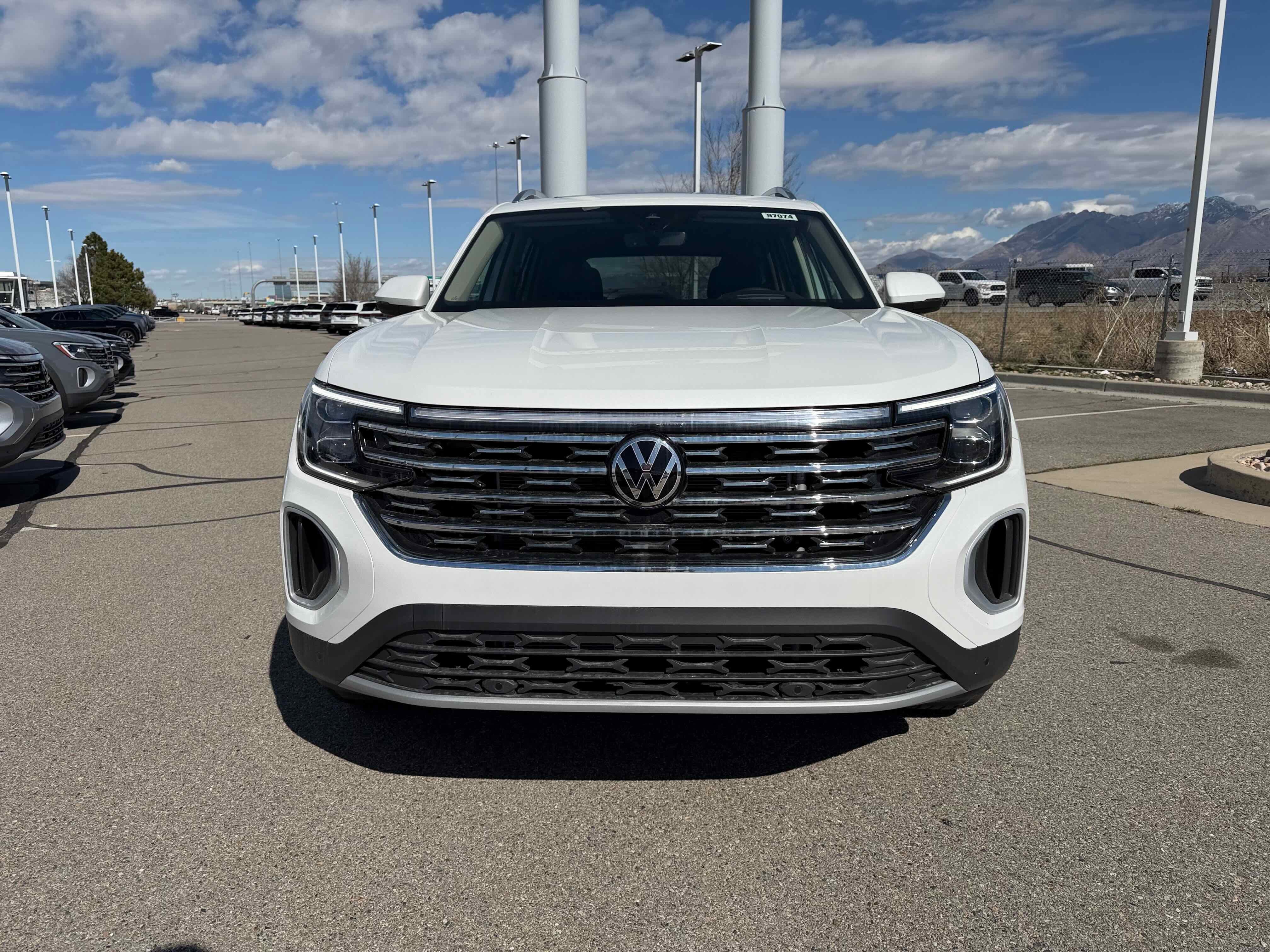 2026 Volkswagen Atlas 2.0T SEL