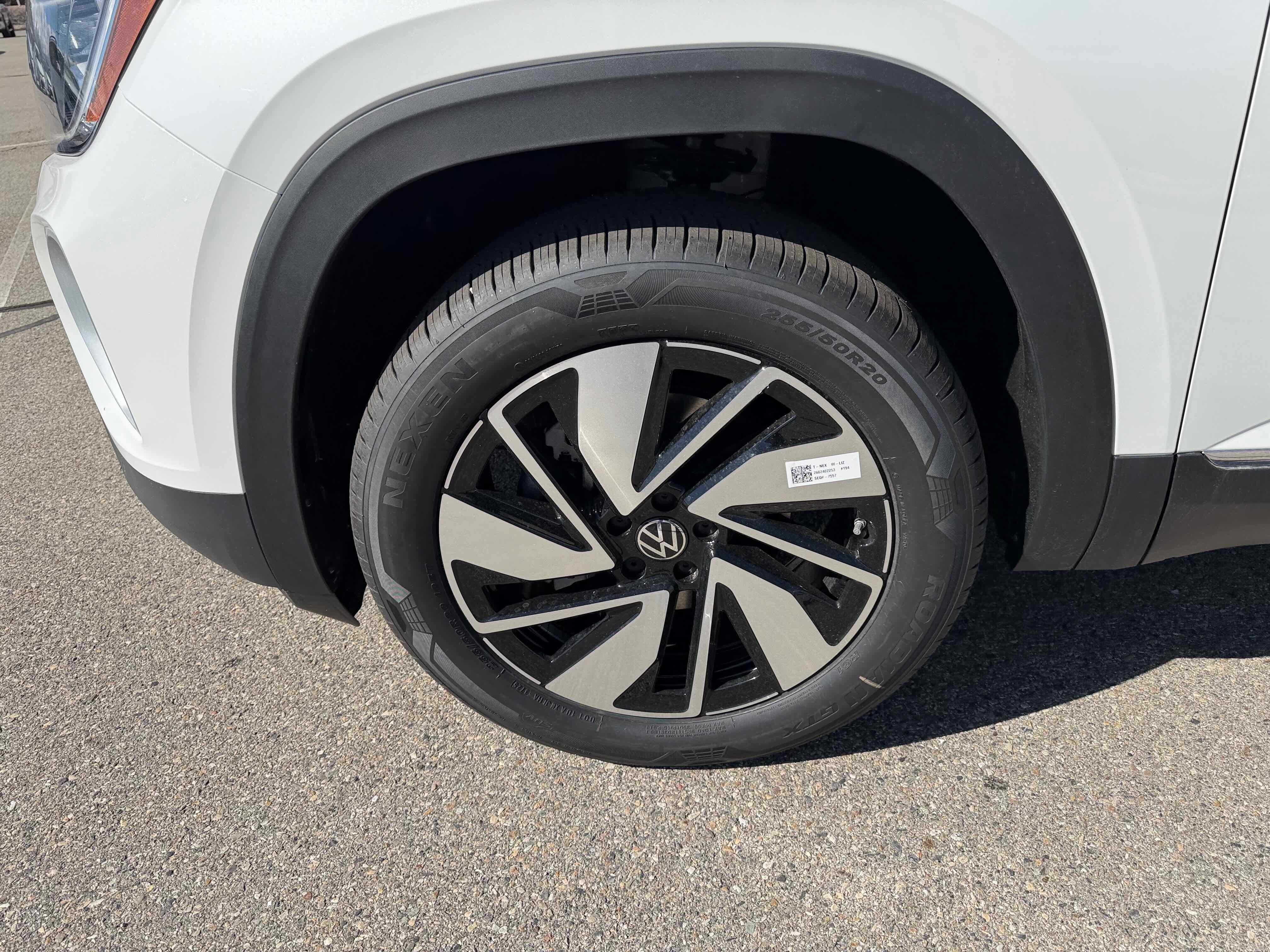 2026 Volkswagen Atlas 2.0T SEL